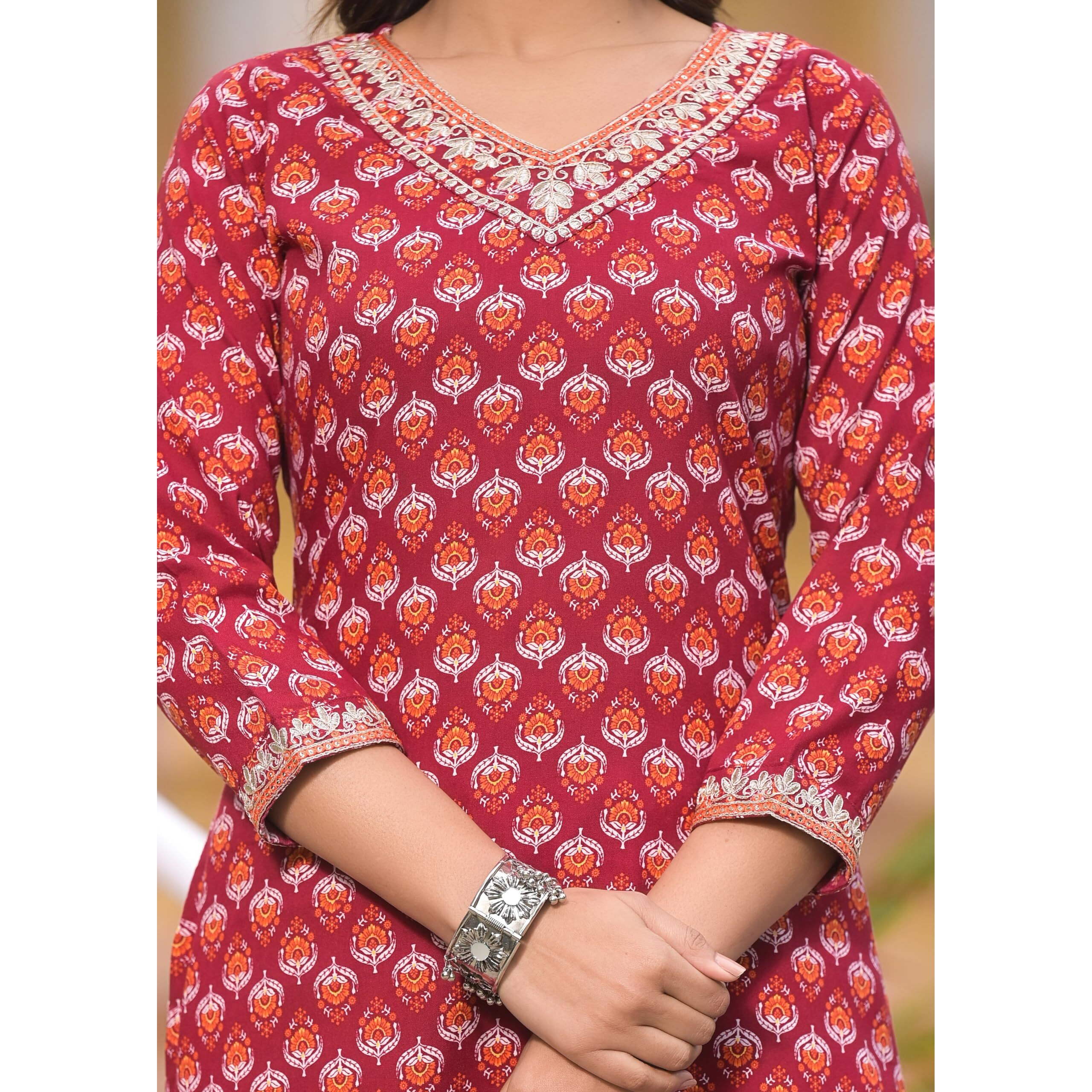 KLOSIA Women Printed Straight Kurta and Pant Set with Dupatta (X-Large) Maroon