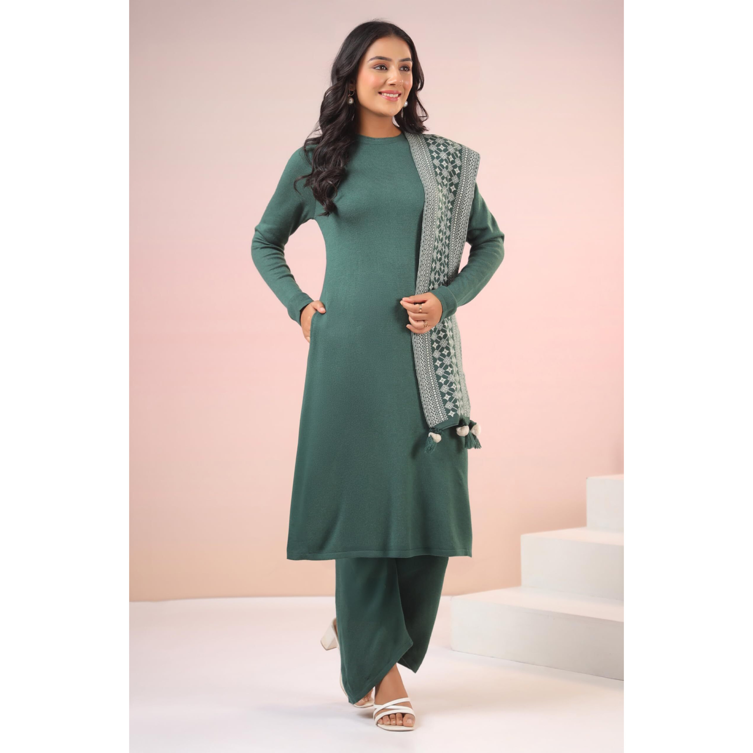 Janasya Women's Dark Green Woolen Self Design Straight Winter Kurta with Pant & Stole Set (JAB24ST01163-M)