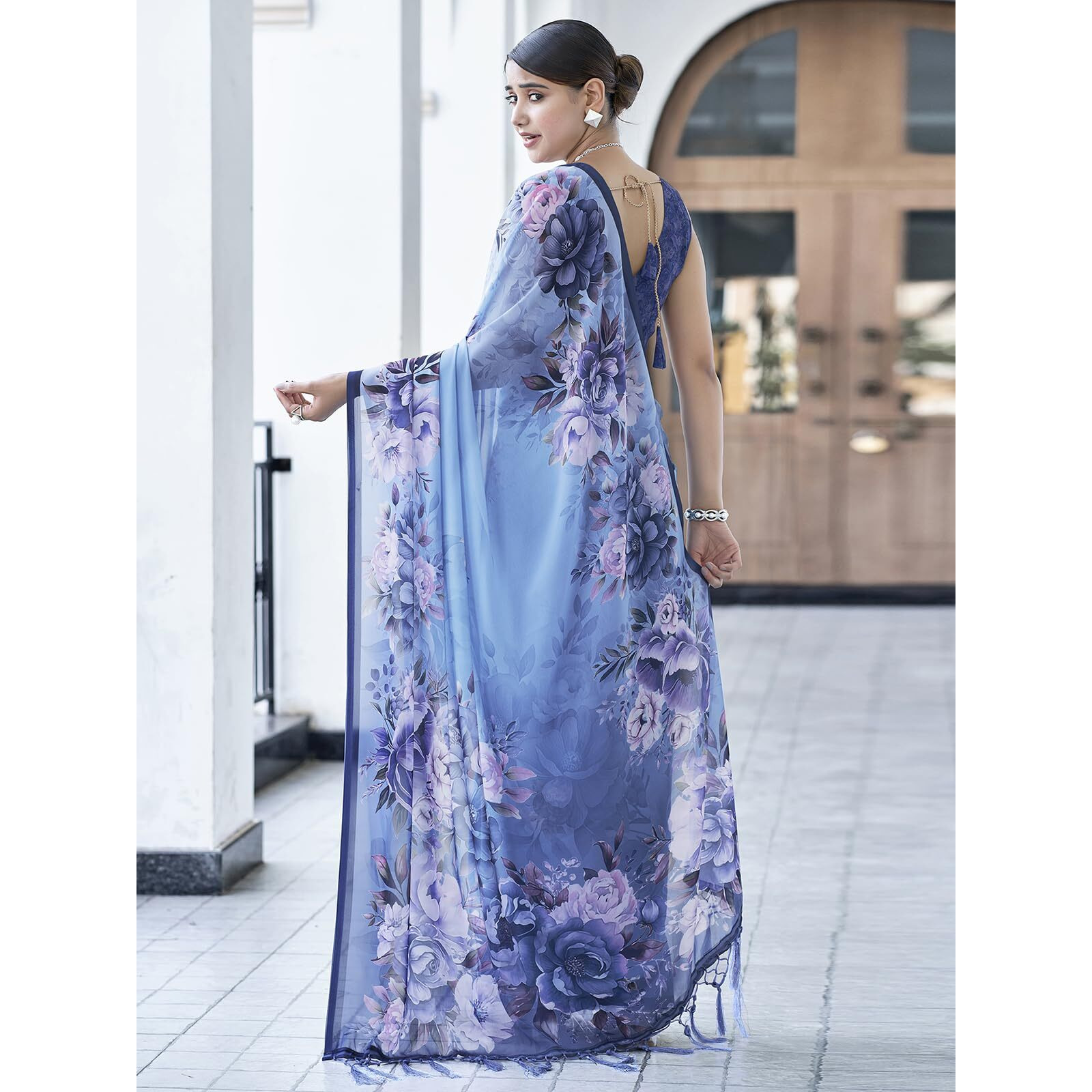 Satrani Women's Floral Printed Georgette Saree with Unstitched Blouse Piece (3505S115N_Blue5)