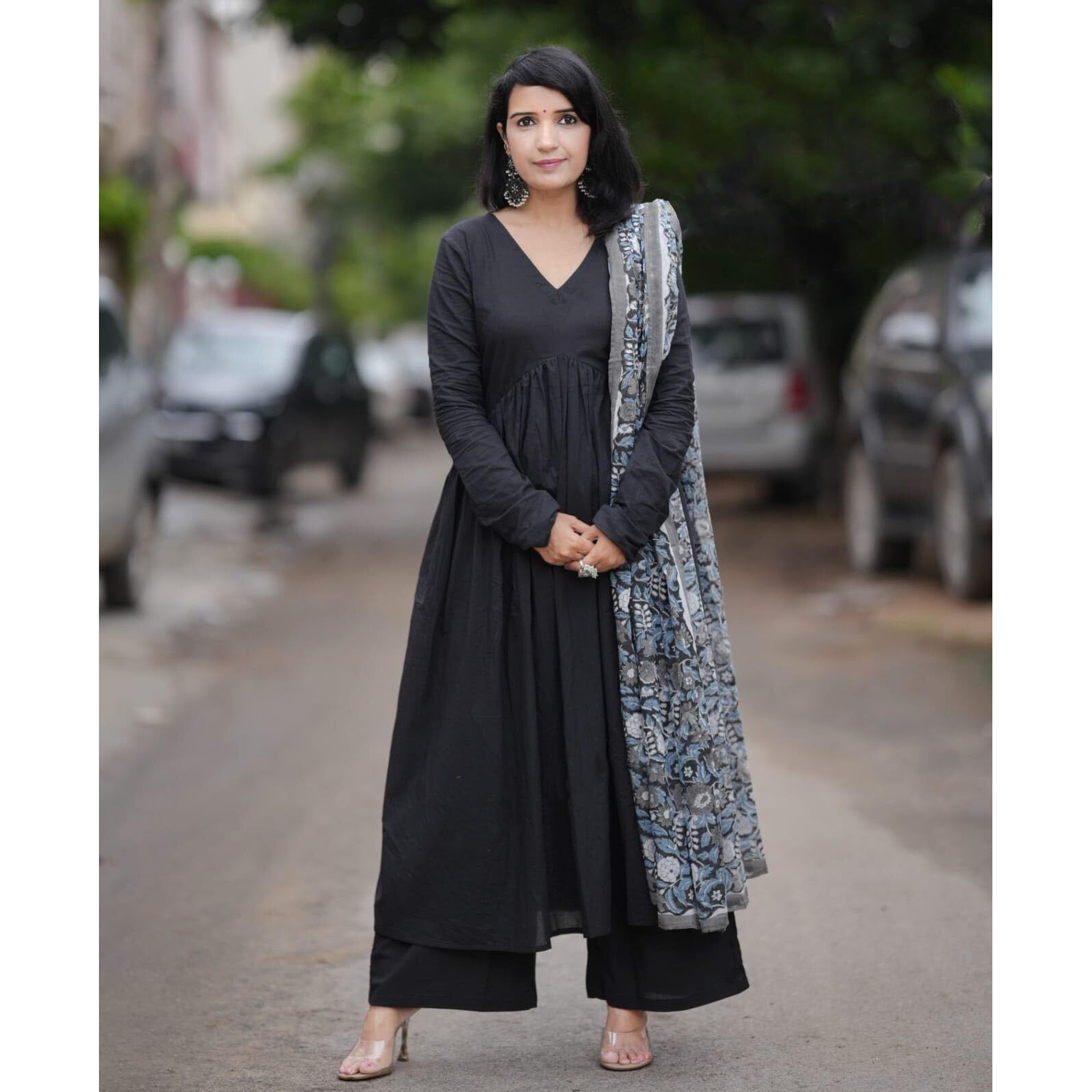 Alvami Women's Viscose Solid Regular Kurta Set (Mausam_Black_01