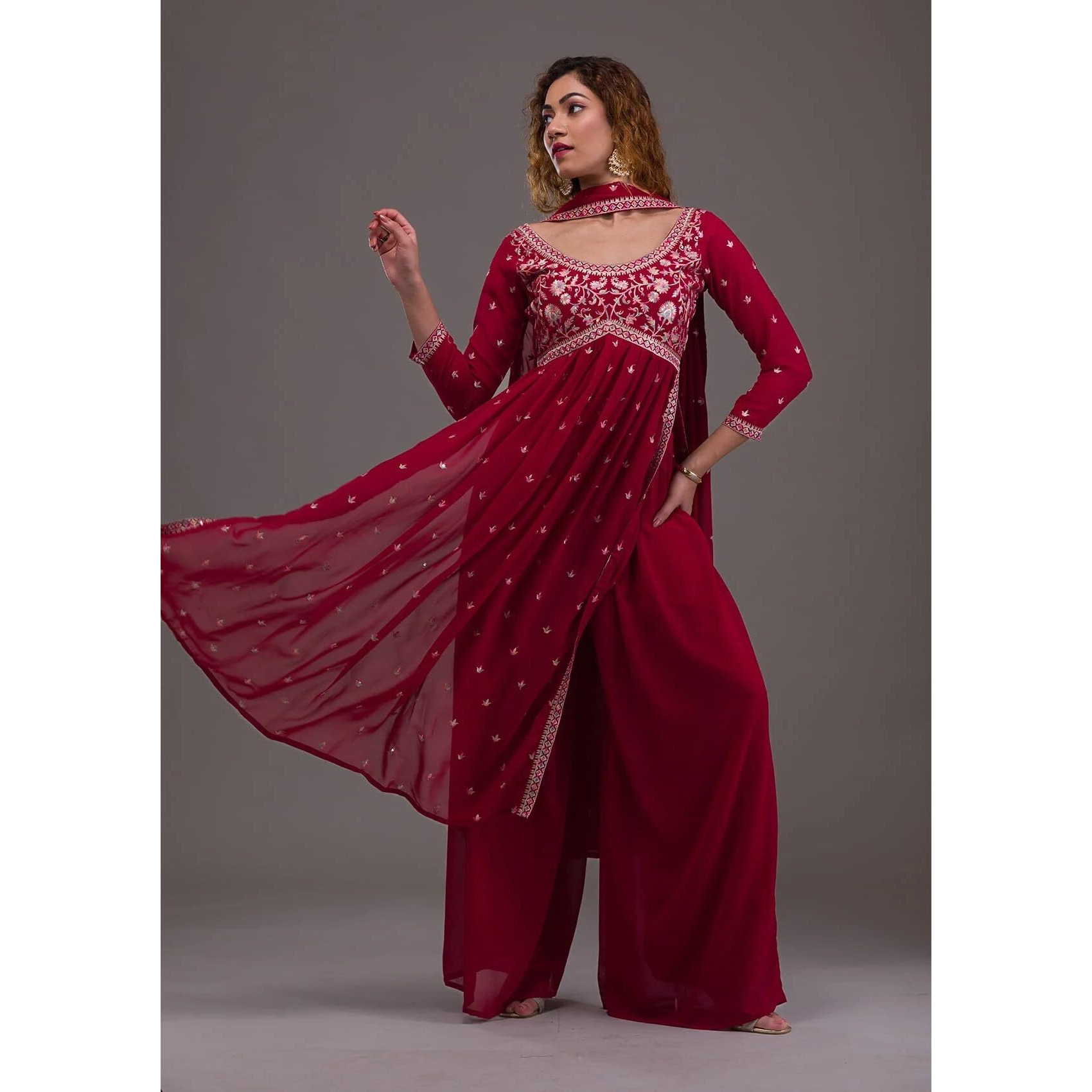 Xomantic Fashion Maroon Color Threadwork Georgette Readymade Salwar Suit (Small, Light Maroon)