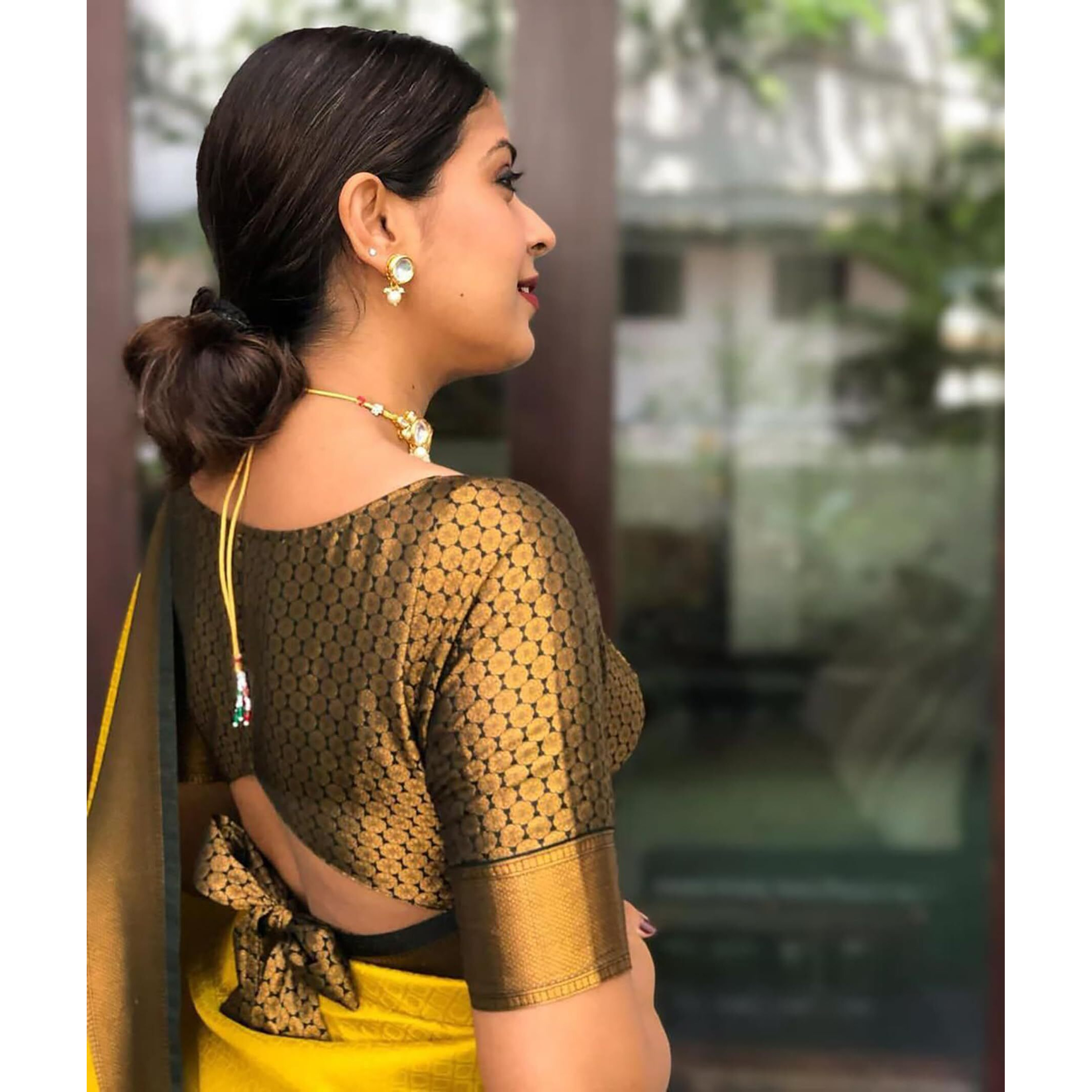 Anjaneya Sarees Woven Banarasi Kanjivaram Silk Saree with Blouse Piece (Yellow)