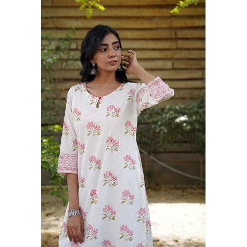LookMark Kurta Set Elegance Meets Comfort in Style Stay Comfortable Yet Stylish with Our Cotton Blend Kurti Pant Sets Pink
