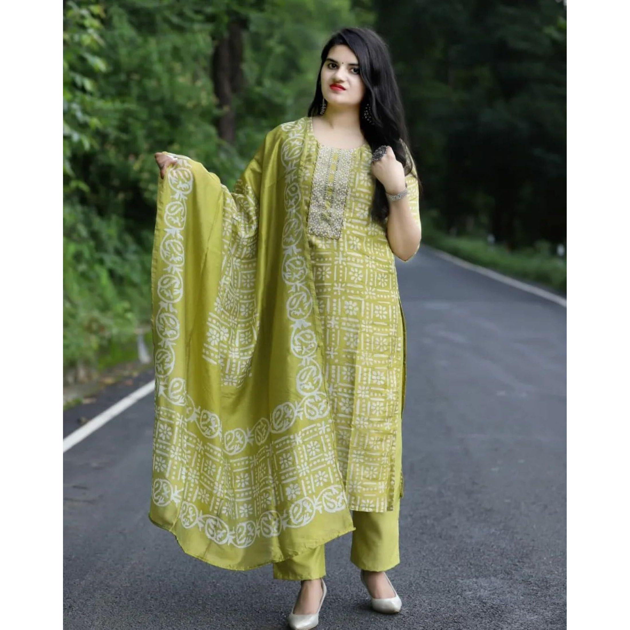 BHARVITA Women's Cotton Blend Printed Straight Kurta with Matching Pant & Elegant Dupatta (IN, Alpha, 2XL, Regular, Parrot)