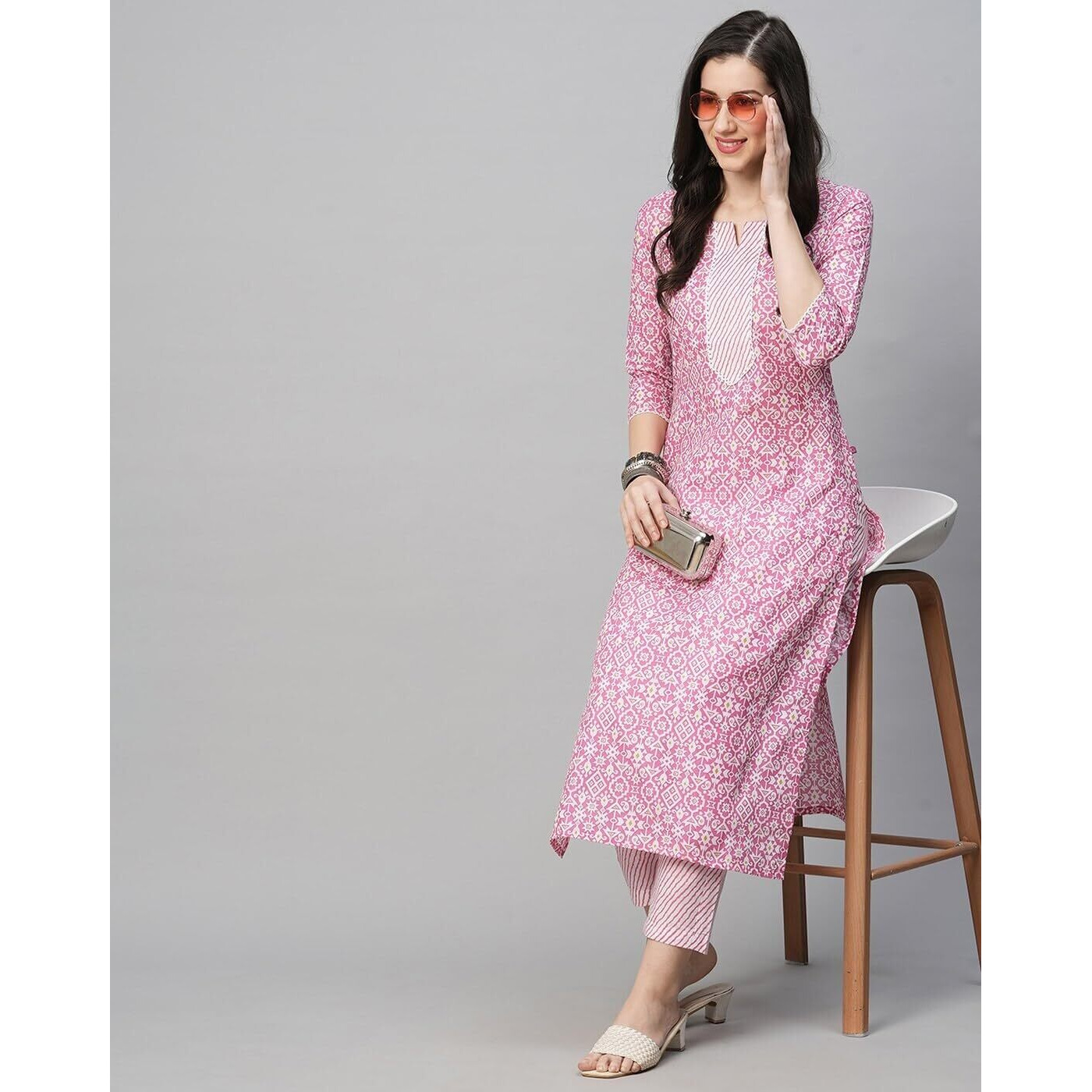 Bollyclues Women's Cotton Blend Printed Straight Kurta with Pant(AN-013) Pink