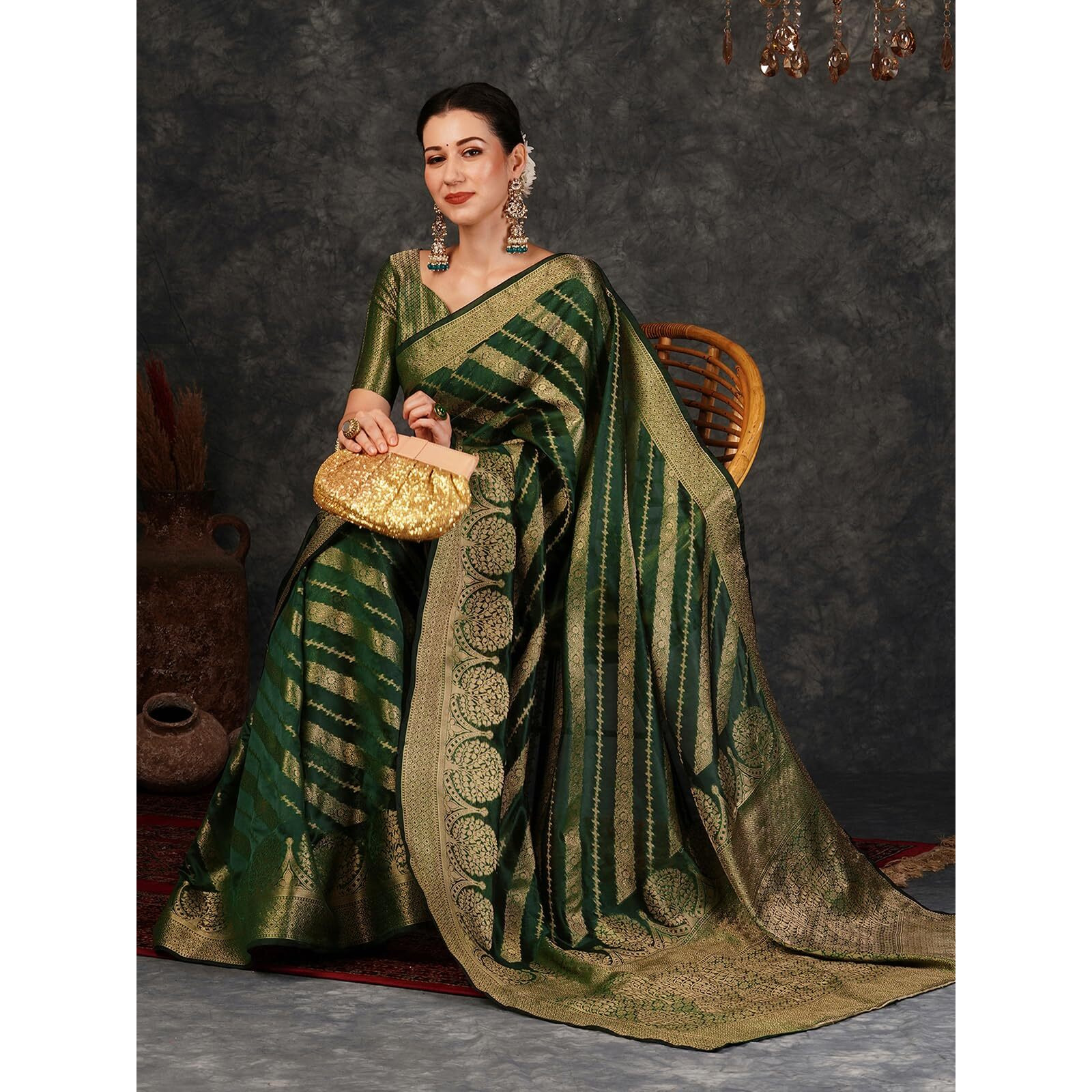 Satrani Women's Banarasi Jacquard Kanjivaram Silk Blend Saree with Unstitched Blouse Piece (3749S473N_Dark Green & Golden1)