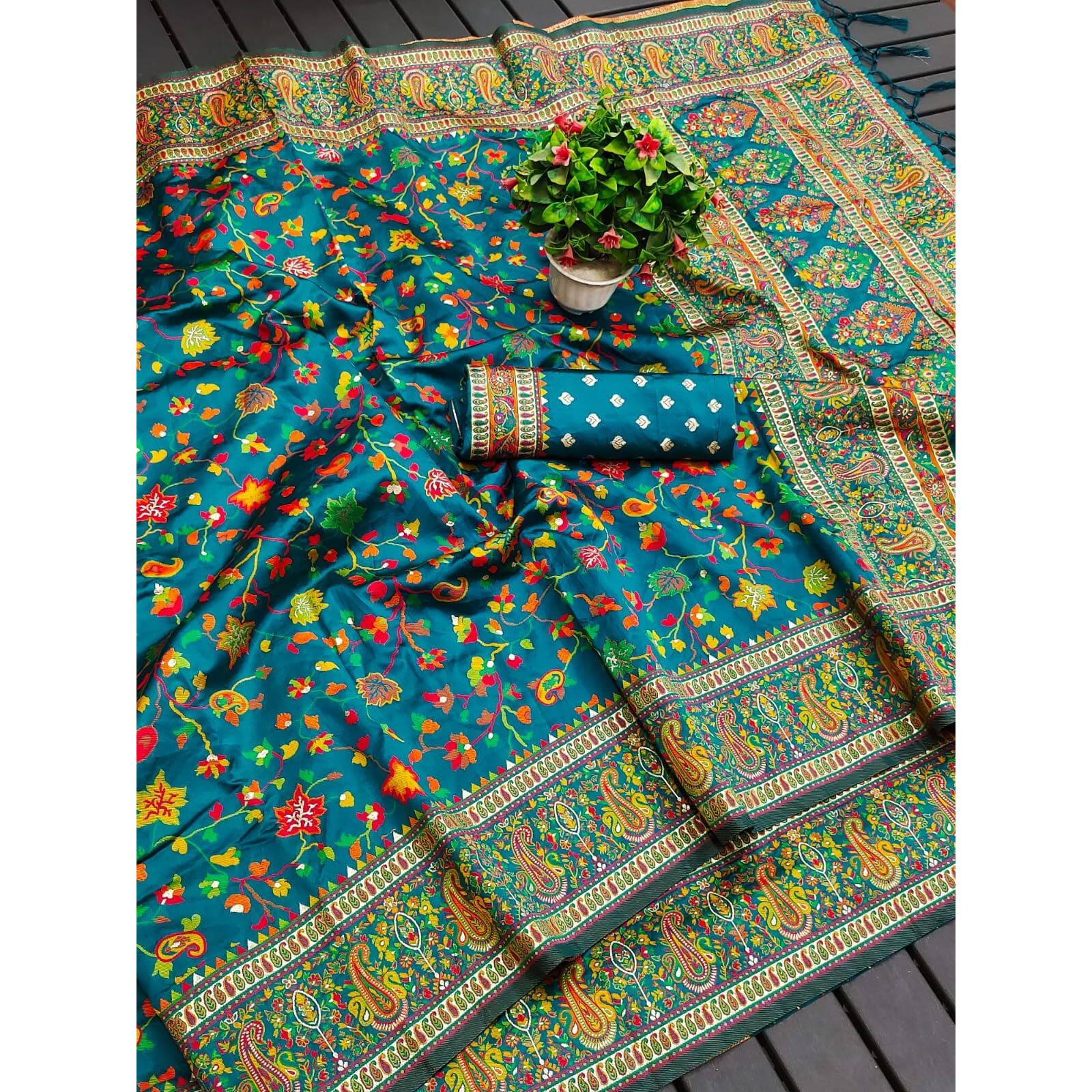 Panzora Woman's Teal Kashmiri Pashmina Silk Saree with Unstitched Blouse Piece.