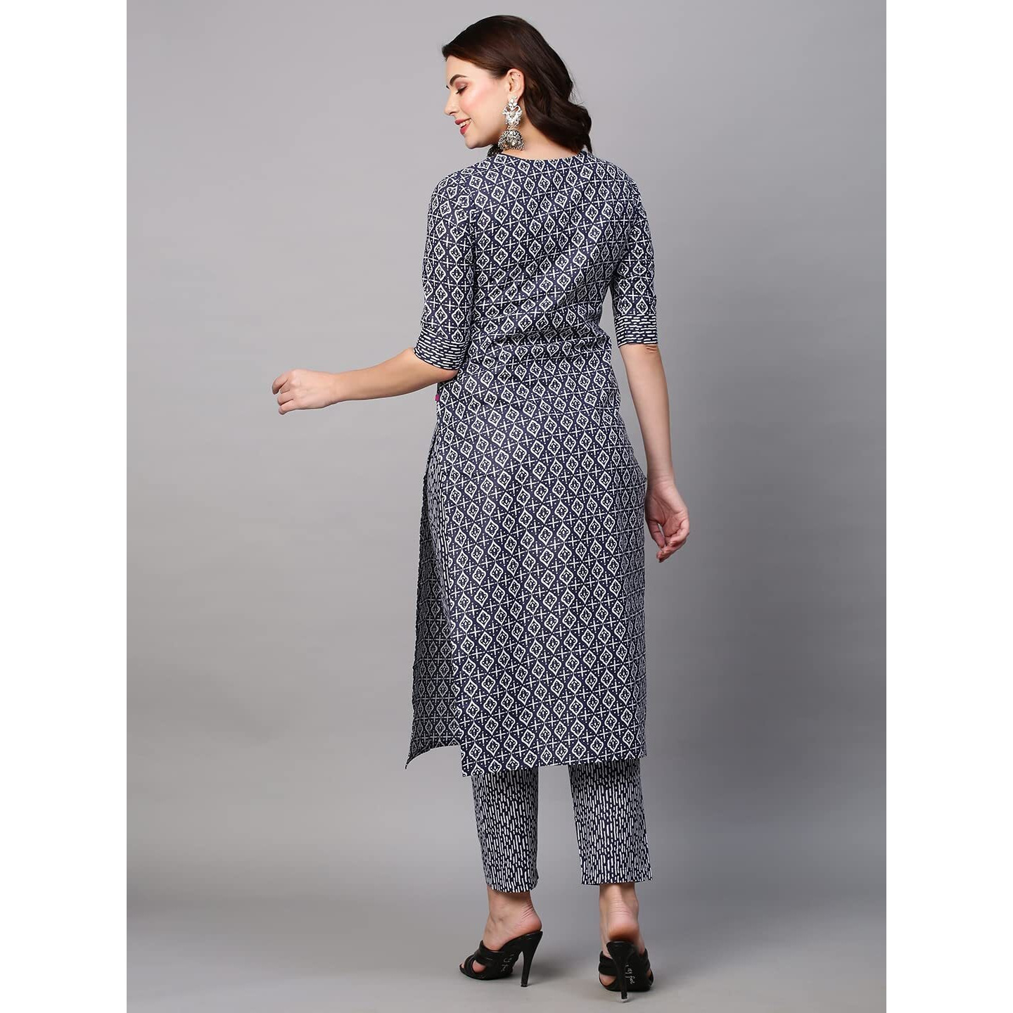 ANNI DESIGNER Women's Cotton Blend Printed Straight Kurta with Pant (Sarva-White_XXL_Dark Blue_XX-Large)