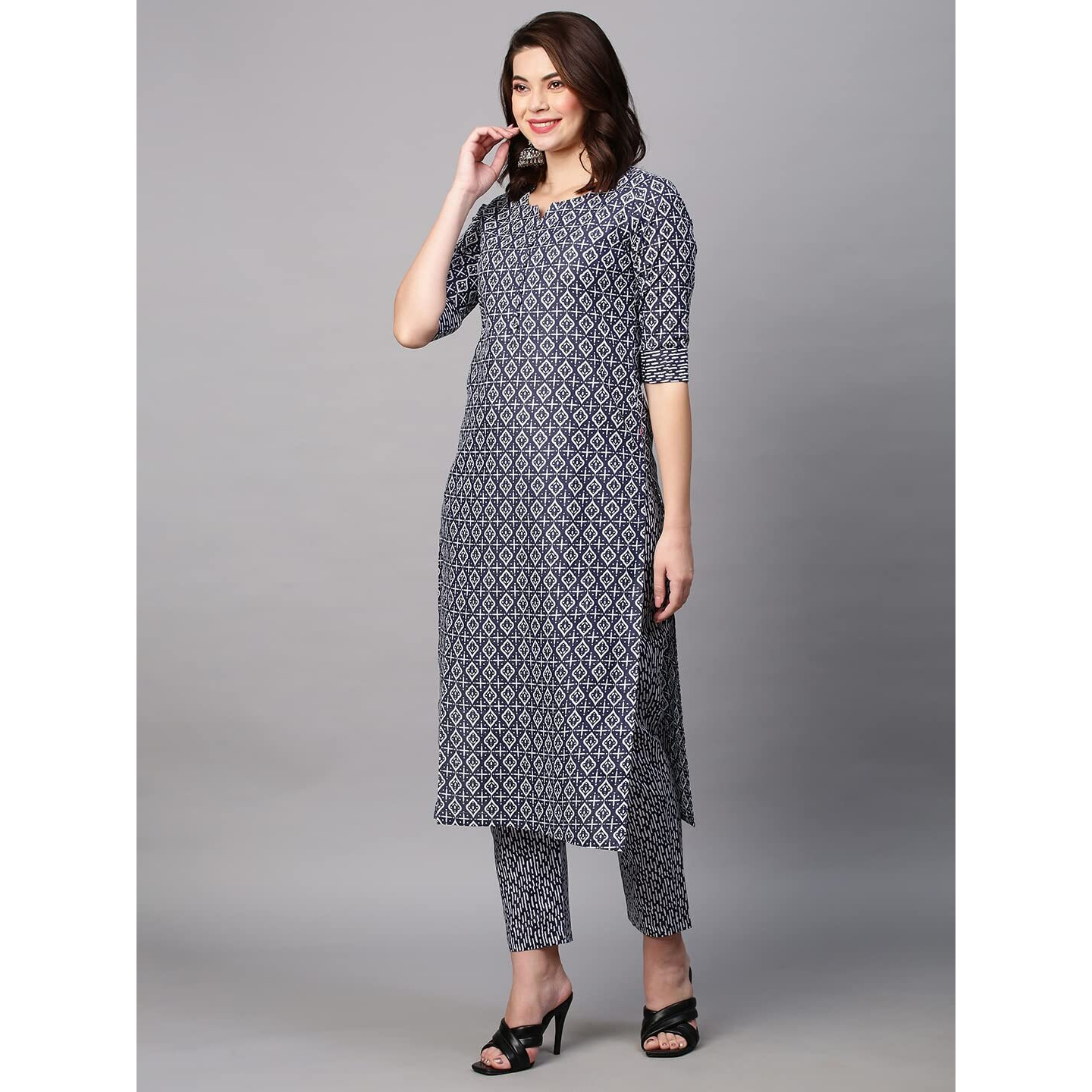 ANNI DESIGNER Women's Cotton Blend Printed Straight Kurta with Pant (Sarva-White_XXL_Dark Blue_XX-Large)