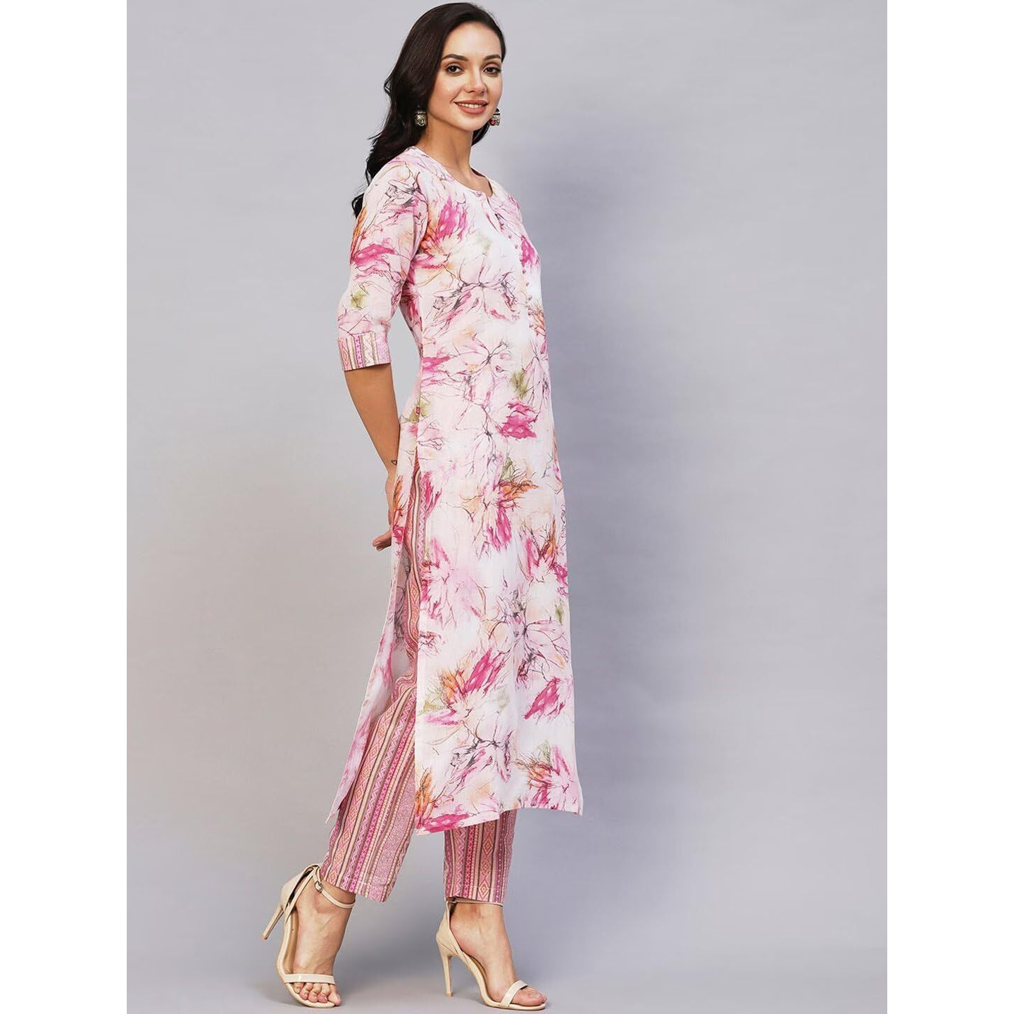 Bollyclues Women's Cotton Blend Printed Straight Kurta with Pant(BC-BI) Pink