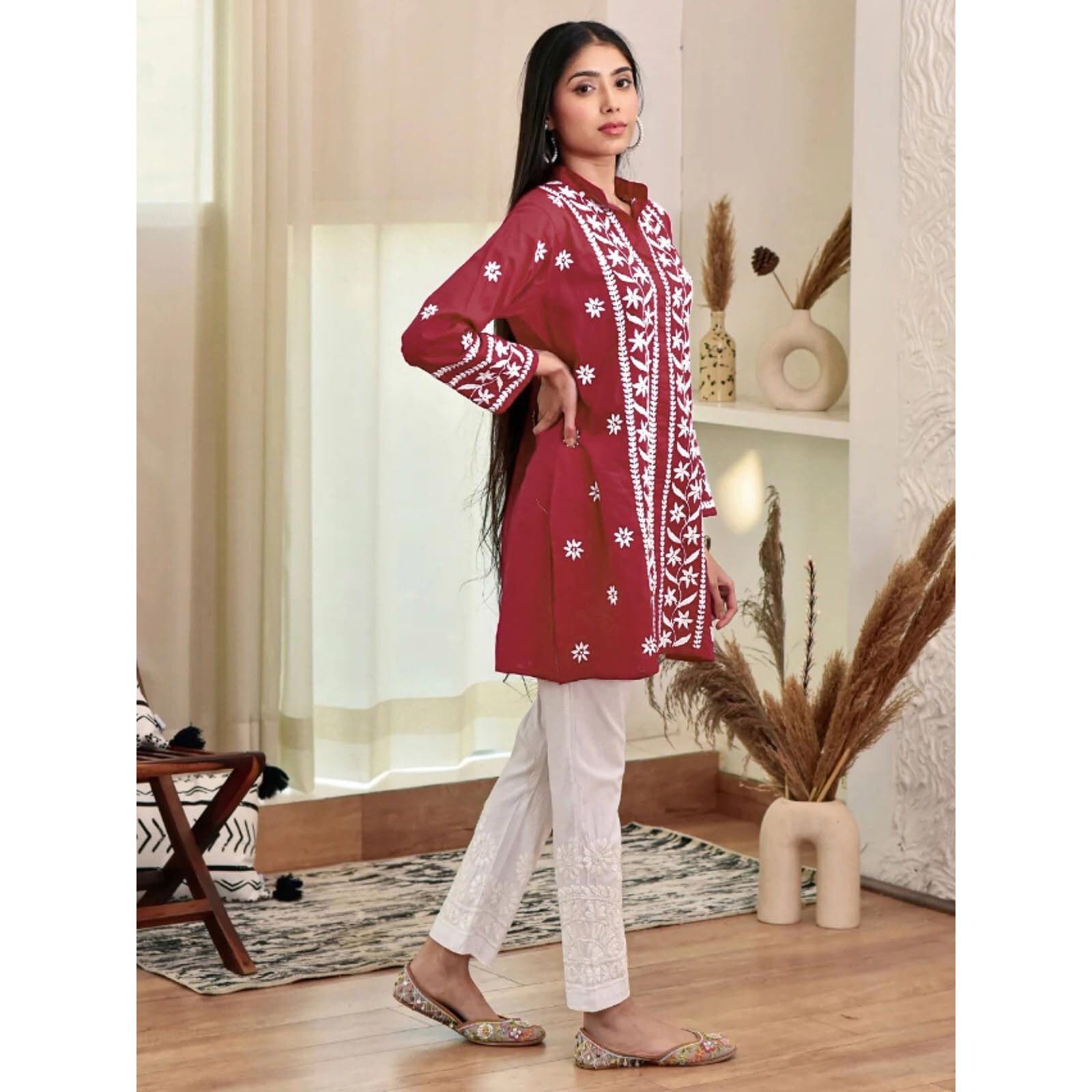 Sanisa Women's Rayon Chikankari Embroidered Short Kurti (478K272N-XL_Red)