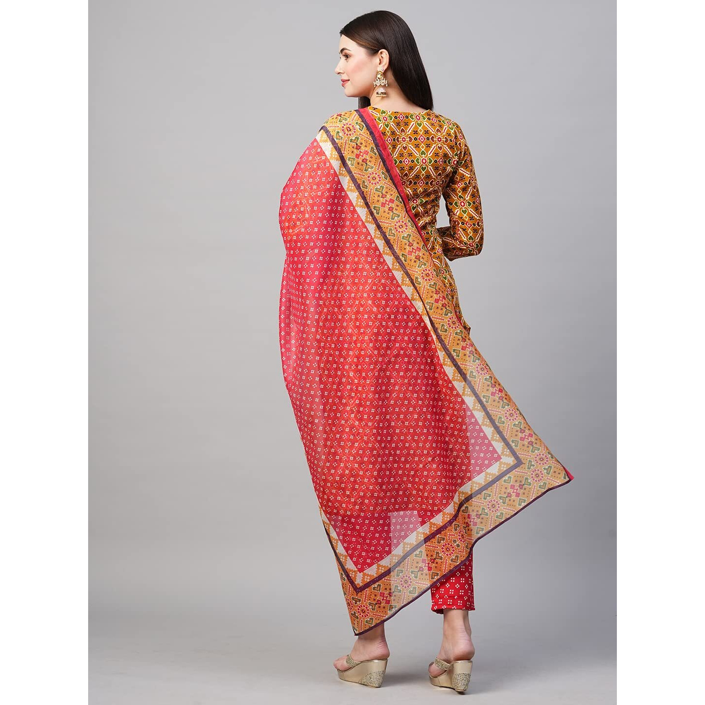 GoSriKi Women's Cotton Blend Printed Straight Kurta with Pant & Dupatta (Makshi Yellow_L-GS_Yellow_Large)