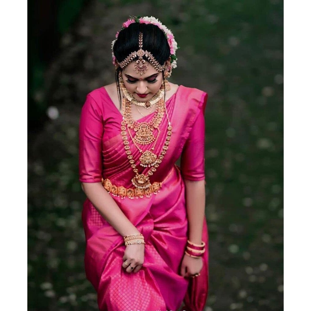 Flosive Women's Present Banarasi Soft Lichi Silk Saree Beautiful Jacquard Rich Pallu Design Work Zari Woven Kanjivaram Silk Style Saree 4533 With Soft Lichi Silk Blouse Piece (Pink)