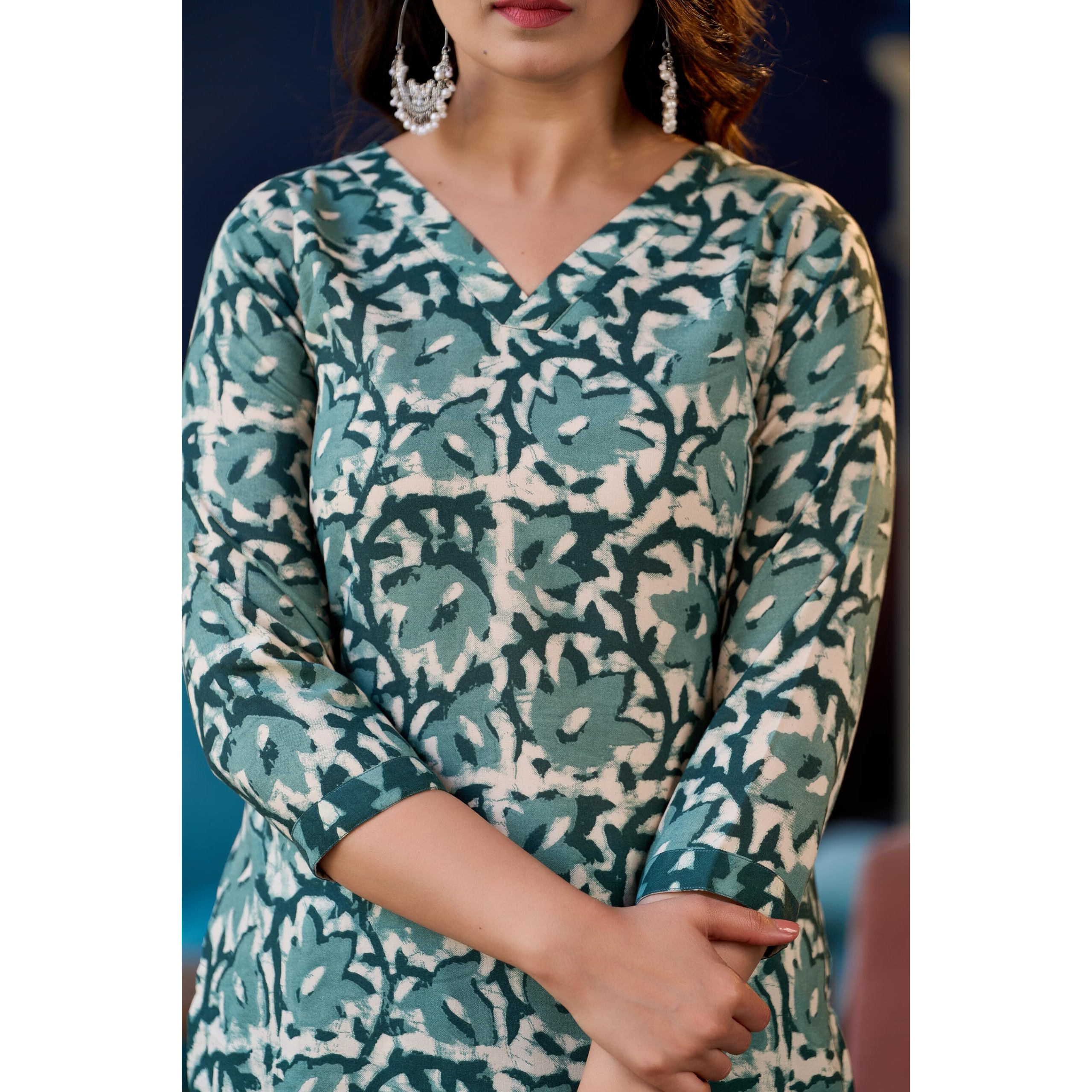 KLOSIA Women Straight Printed Kurta and Pant Set with Dupatta | Ethnic Set | Dupatta Set | Suit Set | Kurta Set | (Small) Green