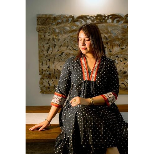 ANNI DESIGNER Women's Rayon Blend Floral Regular Kurta with Pant (Karidos Clrs-VKs01_Black