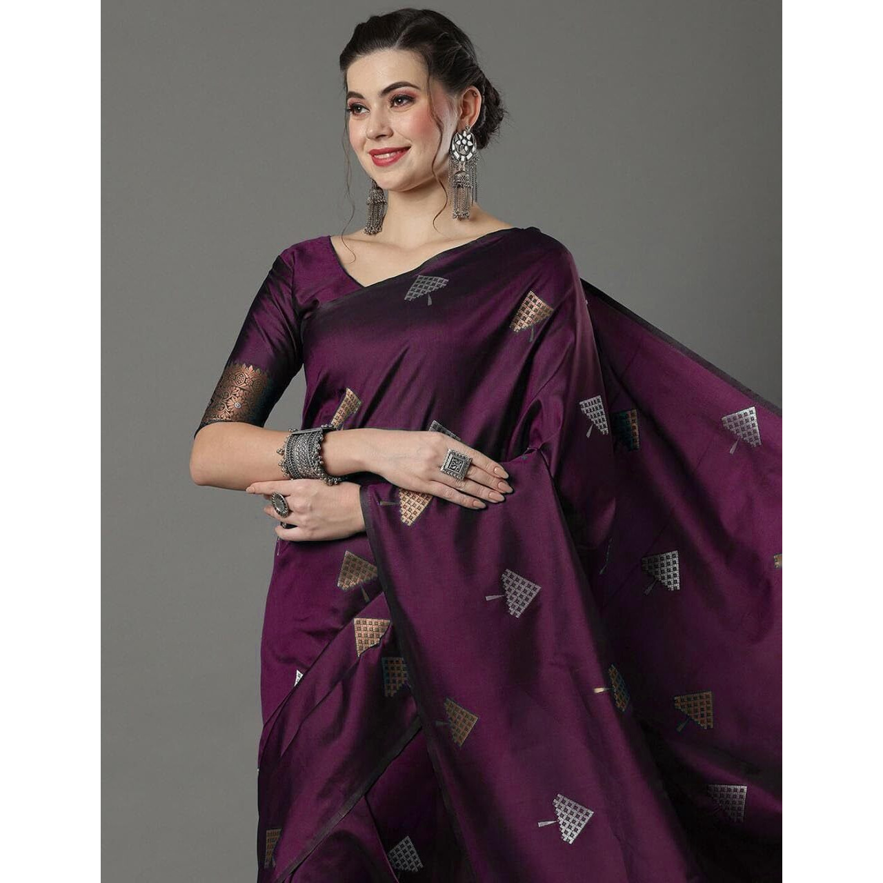 Flosive Woven Beautiful Mix Color Kanjivaram Silk Saree With Zari Weaving (WINE)