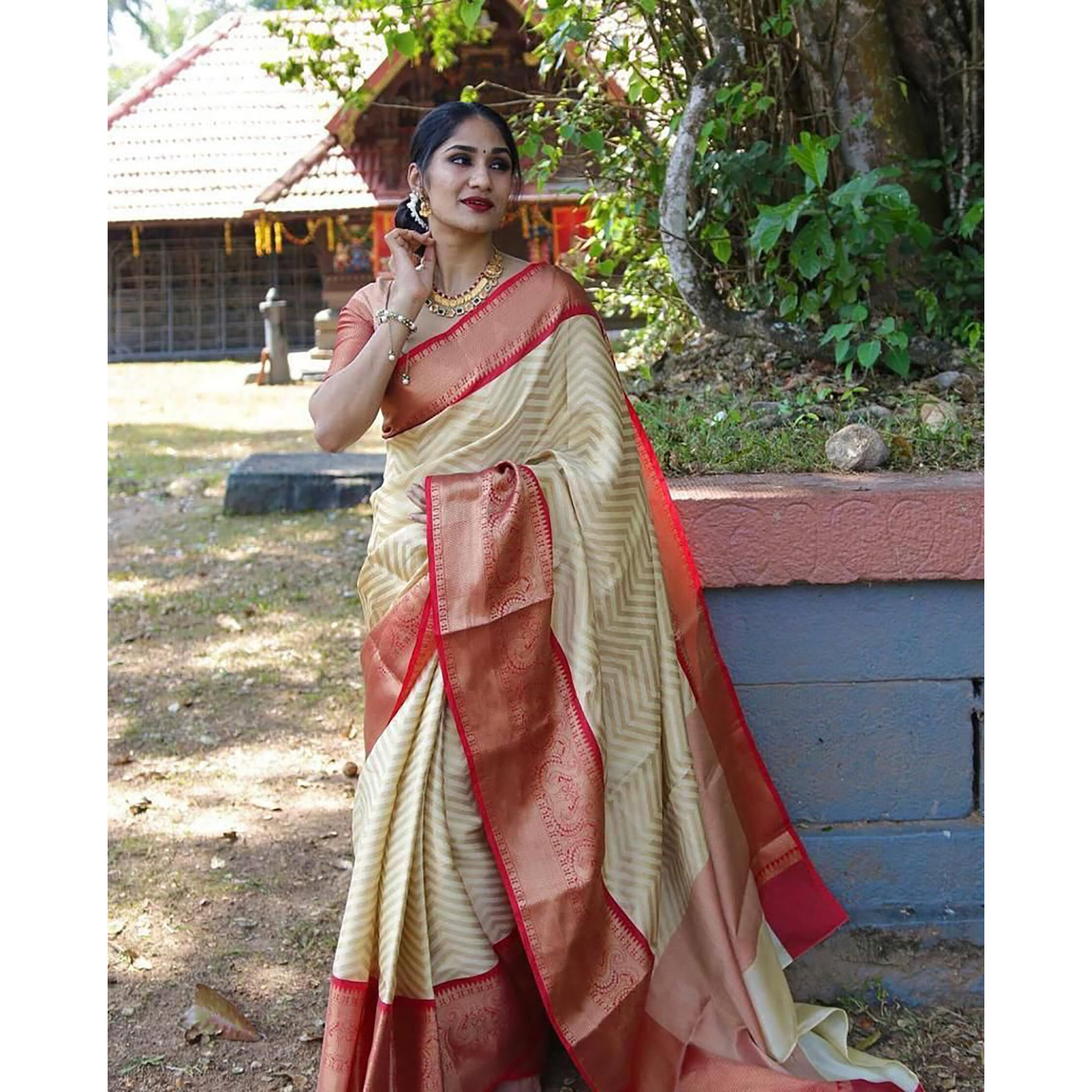 AldwychDesigner Silk Banarasi Kanjivaram Saree With Blouse (Cream)