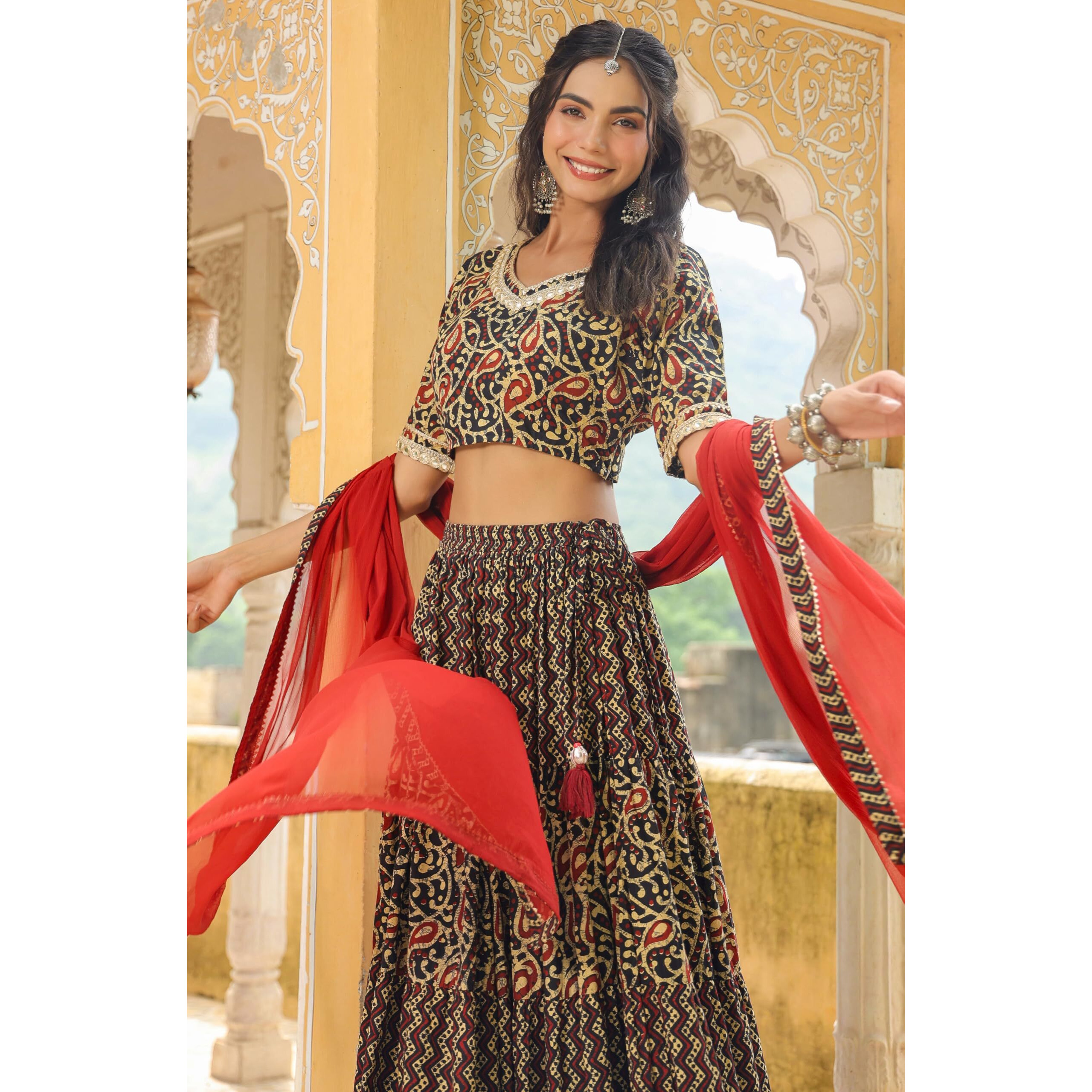 Janasya Women's Black Pure Cotton Batik Printed Tiered Ready To Wear Lehenga Choli Set (JAB24LC00535-XS)