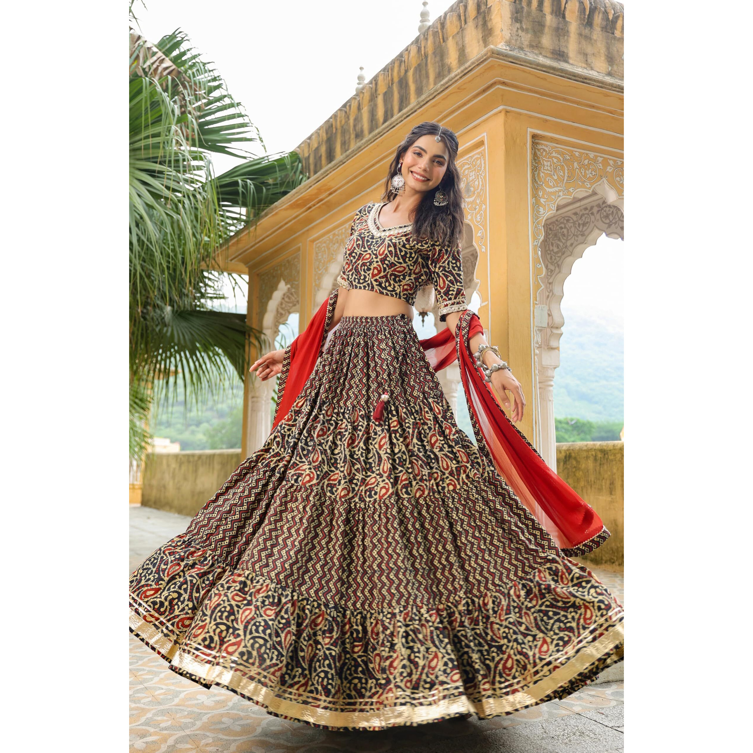 Janasya Women's Black Pure Cotton Batik Printed Tiered Ready To Wear Lehenga Choli Set (JAB24LC00535-XS)