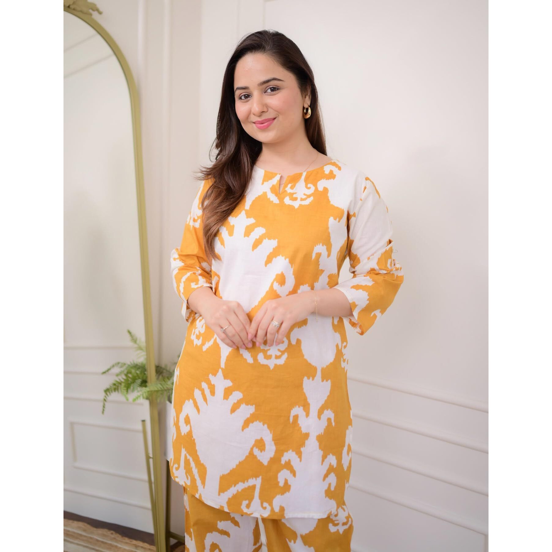 KLOSIA Women Printed Kurta and Pant Set (XX-Large) Yellow White