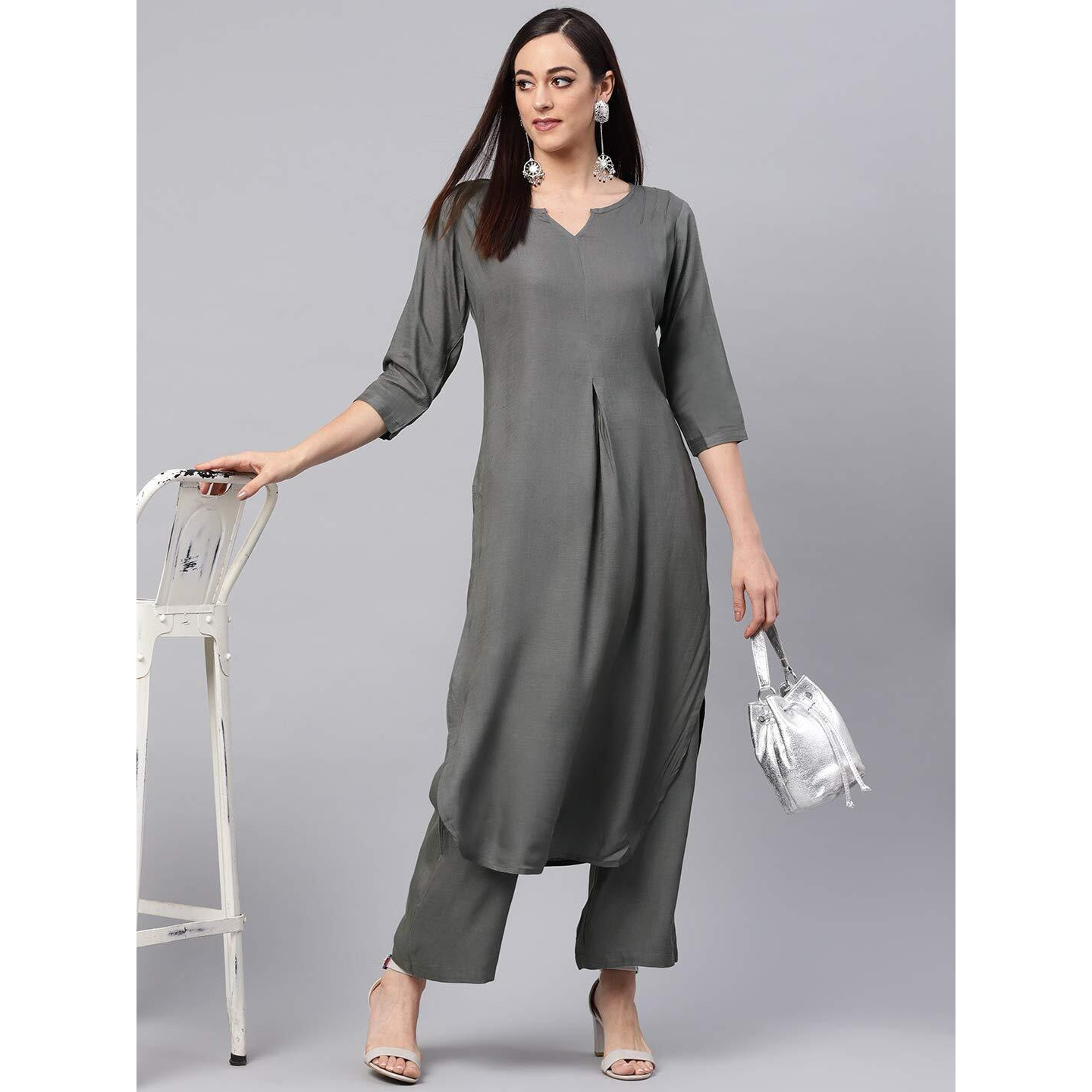 idaLia Grey Rayon Straight Solid Kurta Set for Women 3/4 Sleeve, Round V Neck Designer Kurta Set with Palazzo for Women