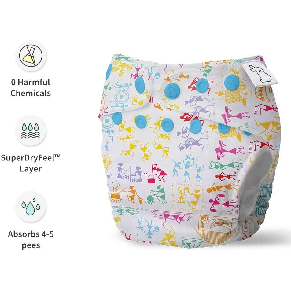 SuperBottoms UNO Freesize Cloth Diaper | Cloth diaper for babies 3M to 3Y | Washable & Reusable cloth diaper | Comes with cloth diaper inserts | 1 Organic Cotton Soaker (White Warli &lt3)