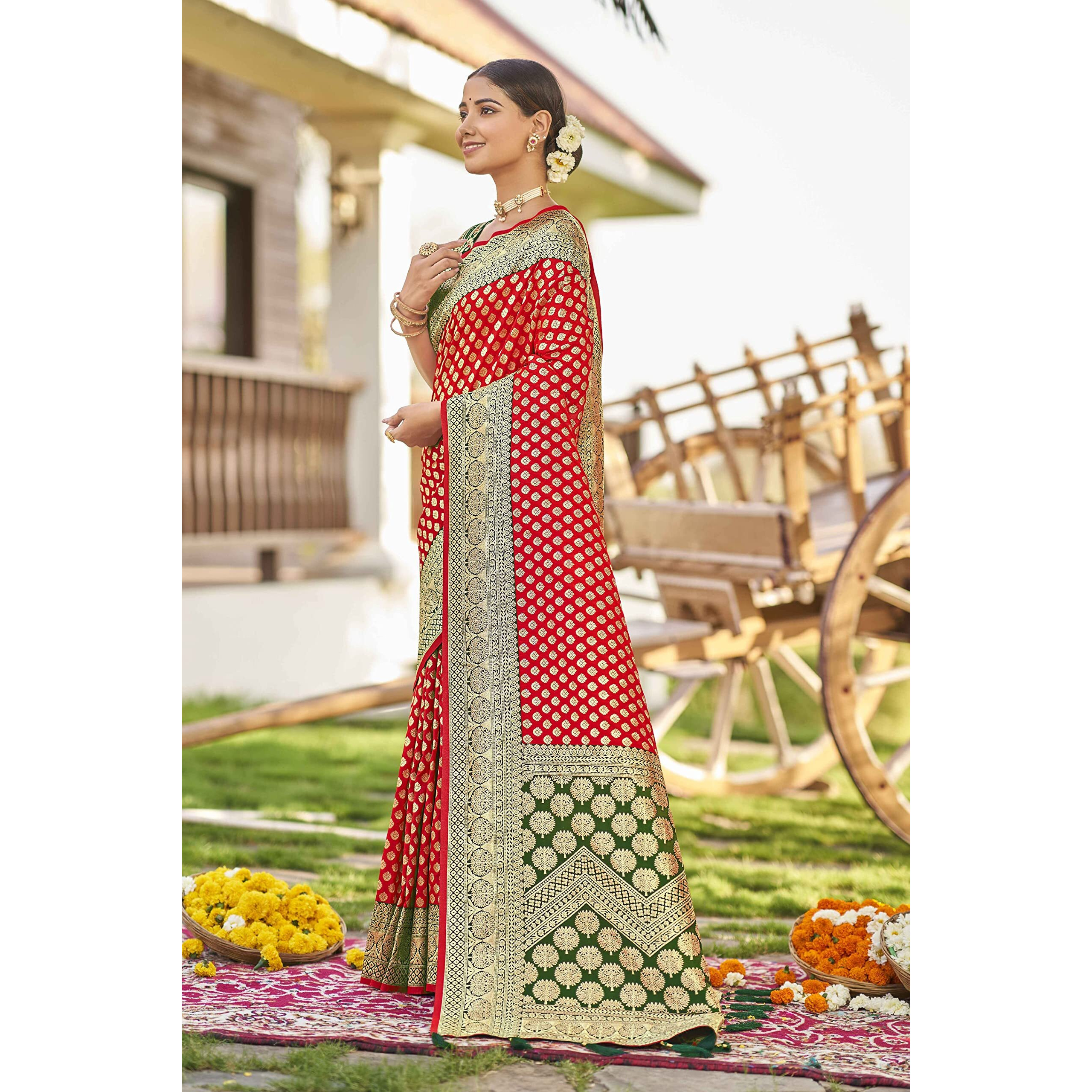 MANOHARI adorable woven pattern Banarasi Silk saree for women with Blouse Piece_MN1742