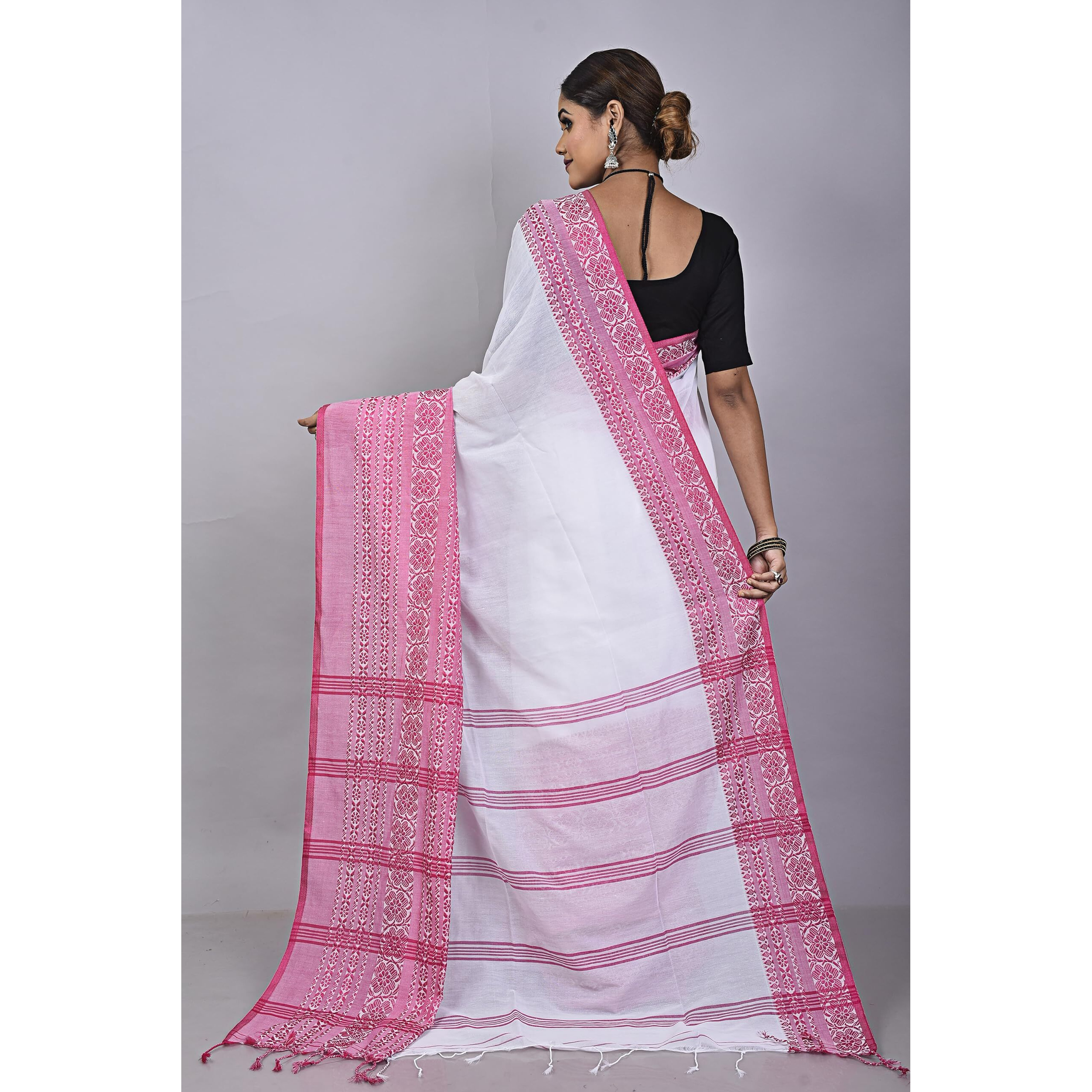 Laxmi Handloom Womens Traditional Bengal Handloom Begampuri Cotton Saree (White Pink)