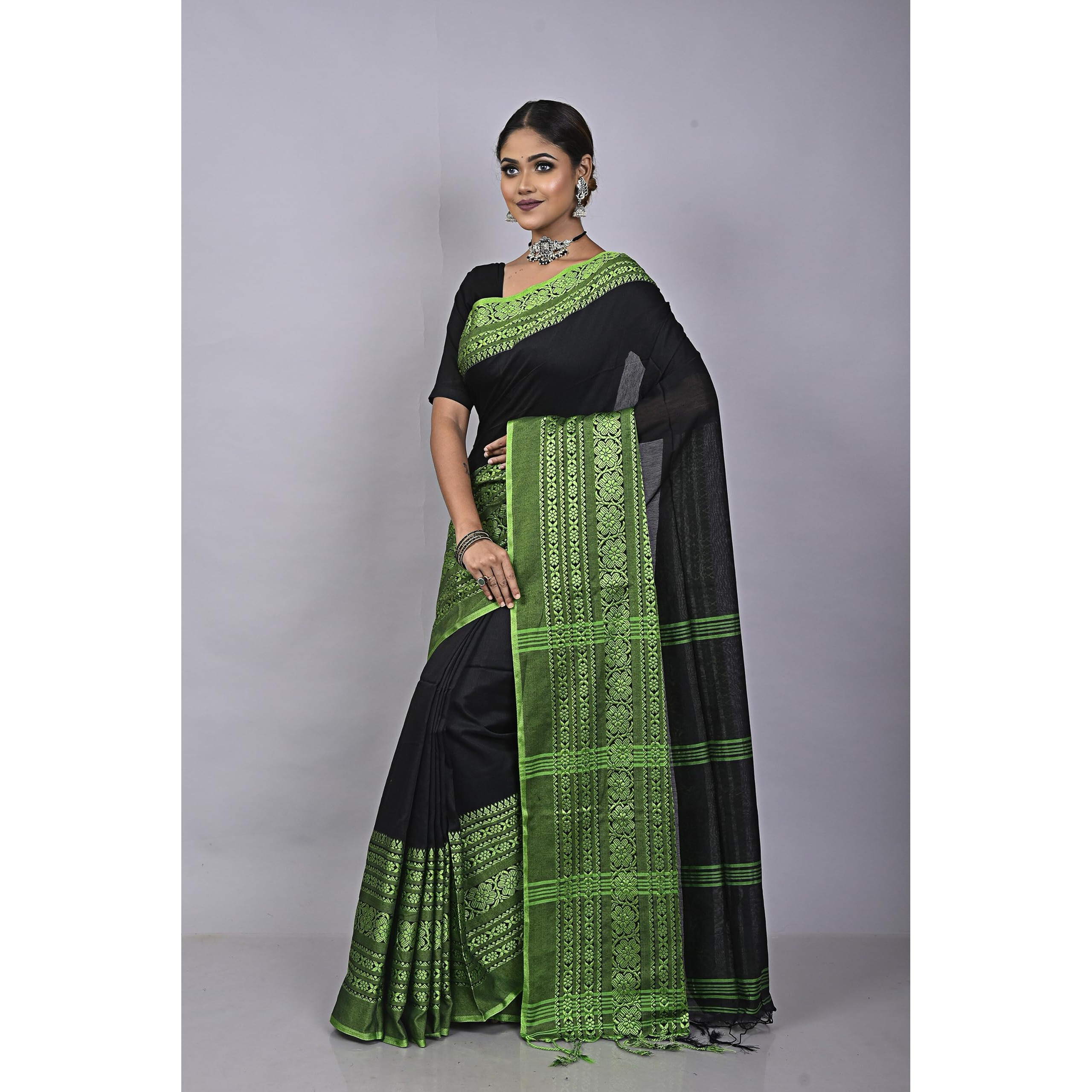 Laxmi Handloom Womens Traditional Bengal Handloom Begampuri Cotton Saree (Black Green)
