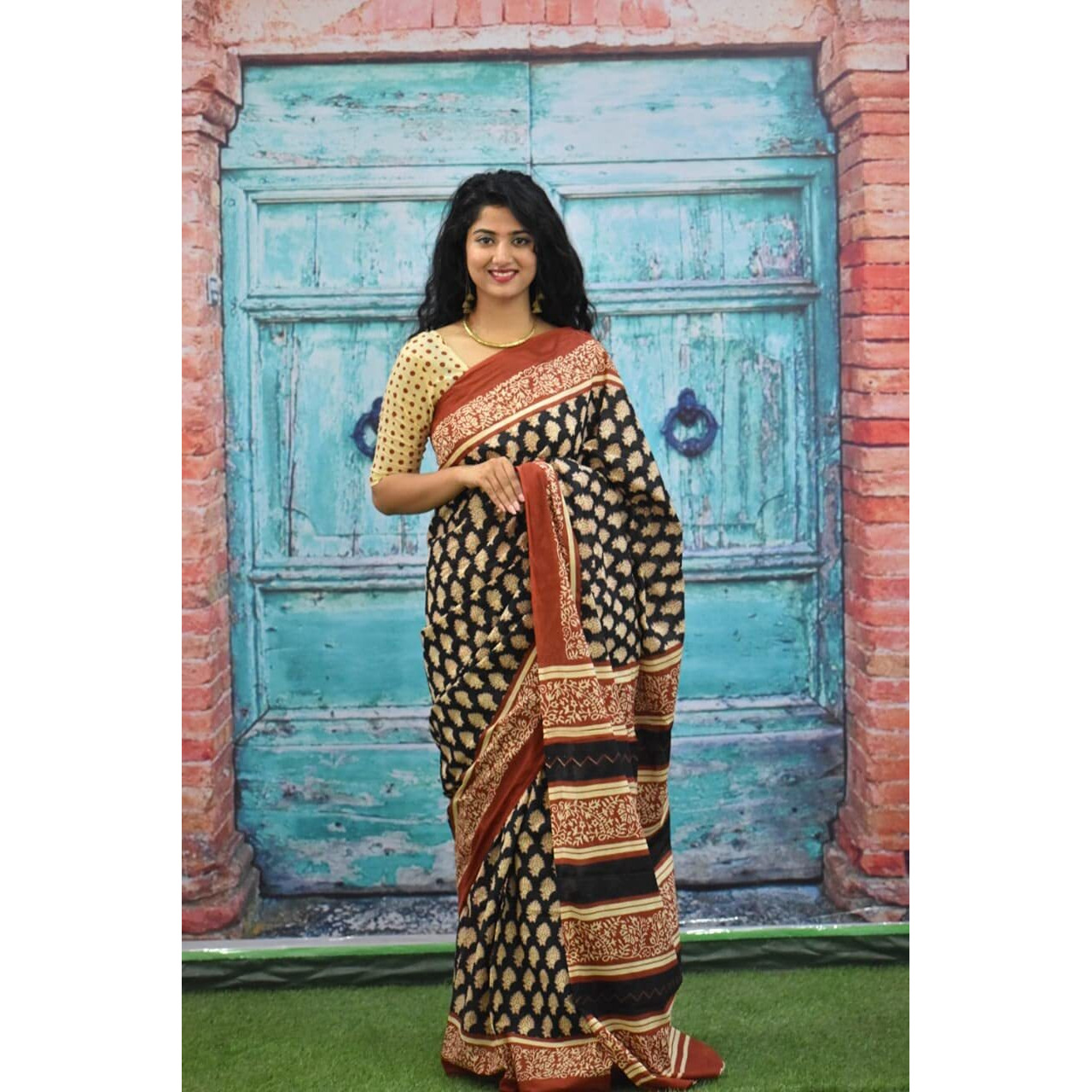 JALTHER Womens Ikat Hand Block Print Jaipuri Cotton Mulmul Saree with Blouse Piece -Black_Jal278