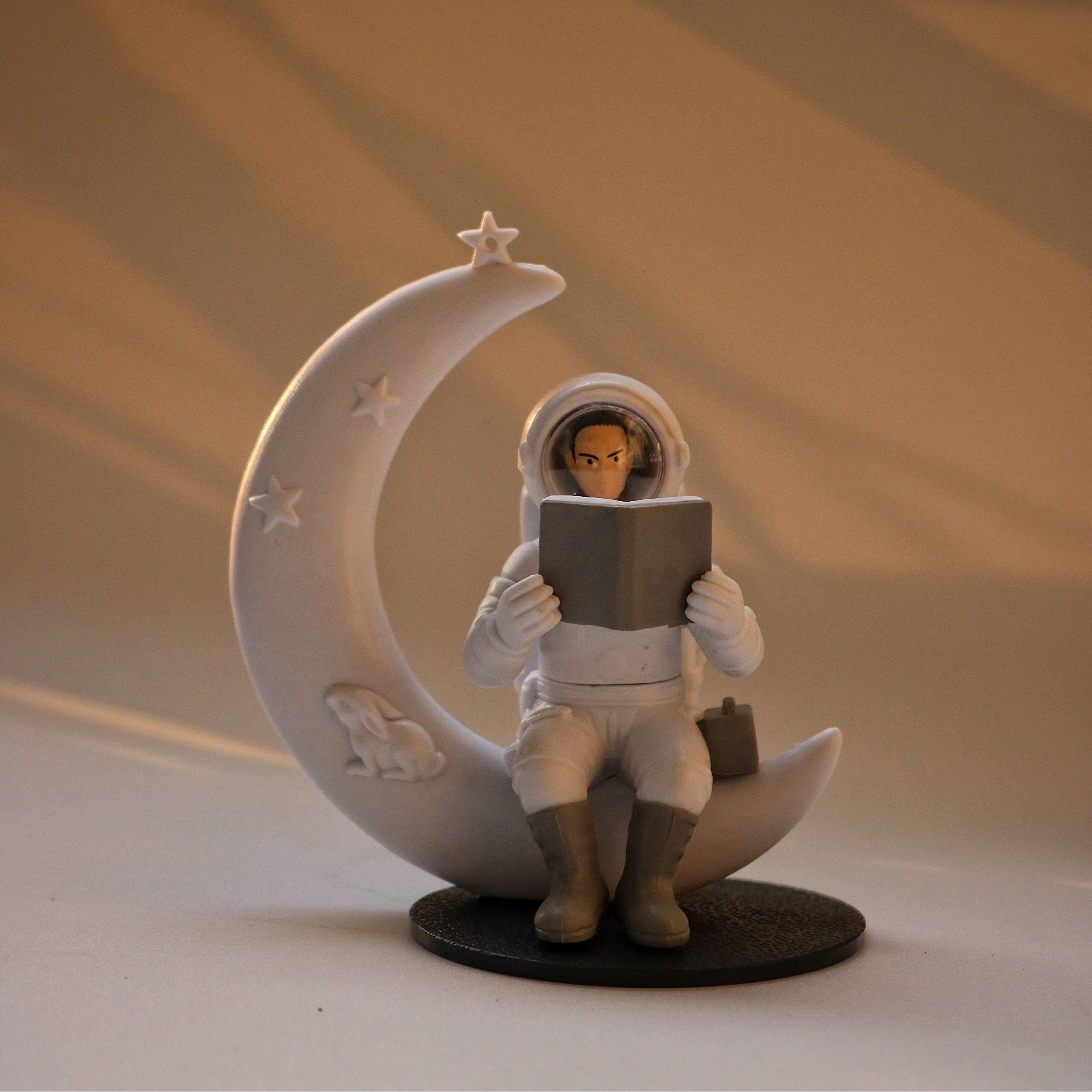Street27 Cute Outer Space Astronaut Figurine Action Figure Toys Statue for Showpiece Home Living Room Decor Office Desktop Decoration Car Dashboard, Kids Birthday Party Gift