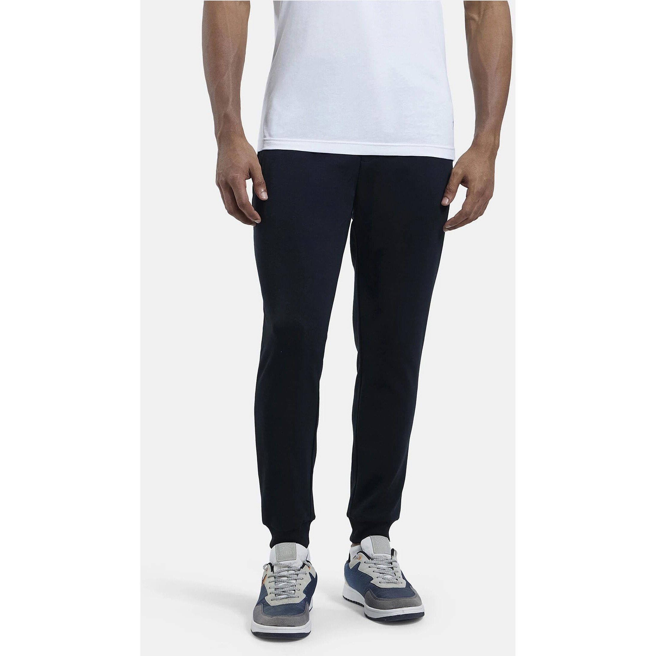 Jockey Men's Relaxed Fit Sweatpants (AM02_Black_Large)