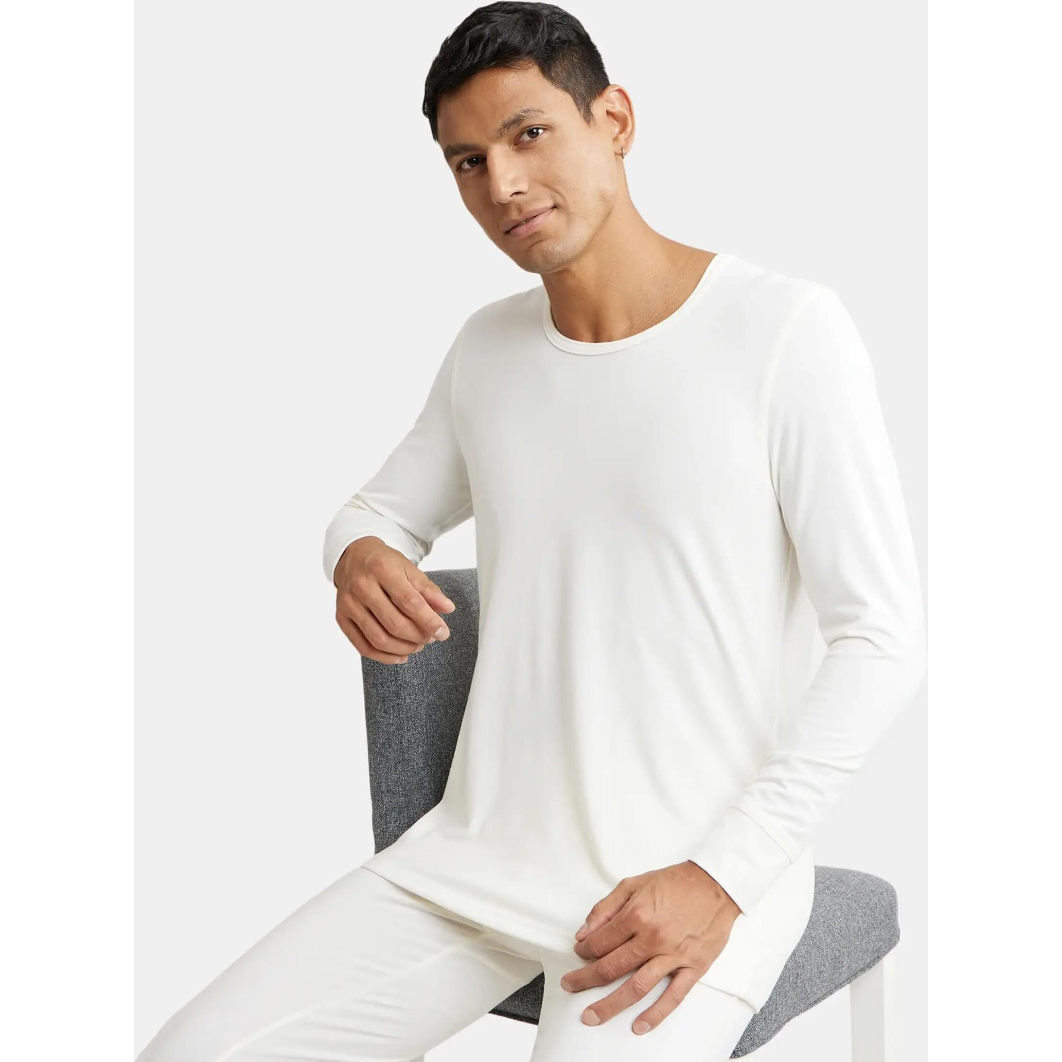 Jockey 2604 Men's Soft Touch Microfiber Elastane Stretch Full Sleeve Thermal Undershirt with Stay Warm Technology_Winter White_XL