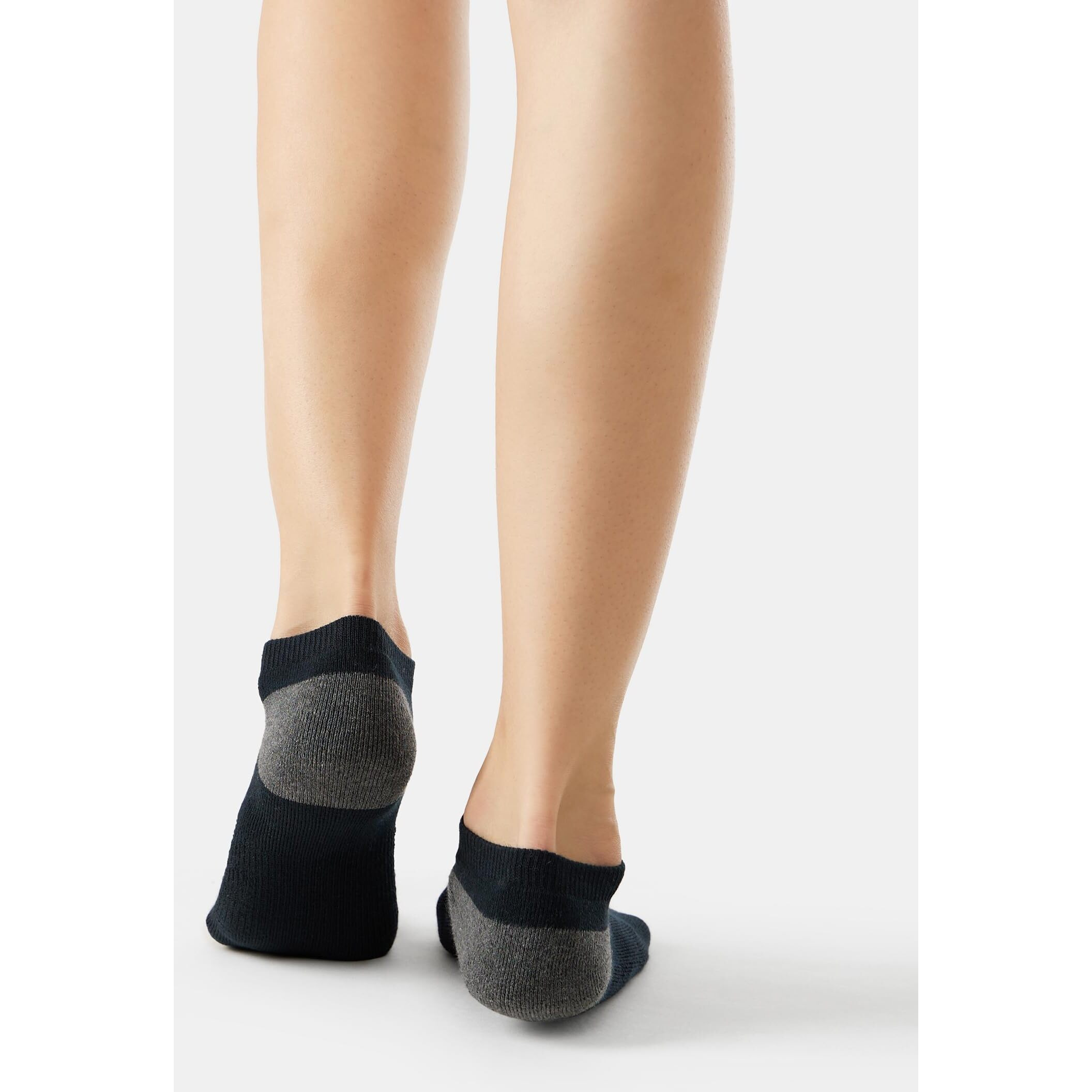 Jockey 7506 Women's Cotton Nylon Blend Solid Low Show Socks with Stay Fresh Treatment_Black & White_Free Size