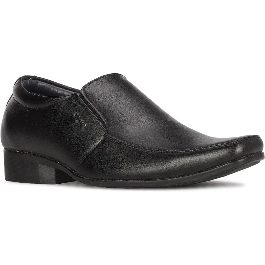 BATA Mens BOSS-Demon Black Sneaker