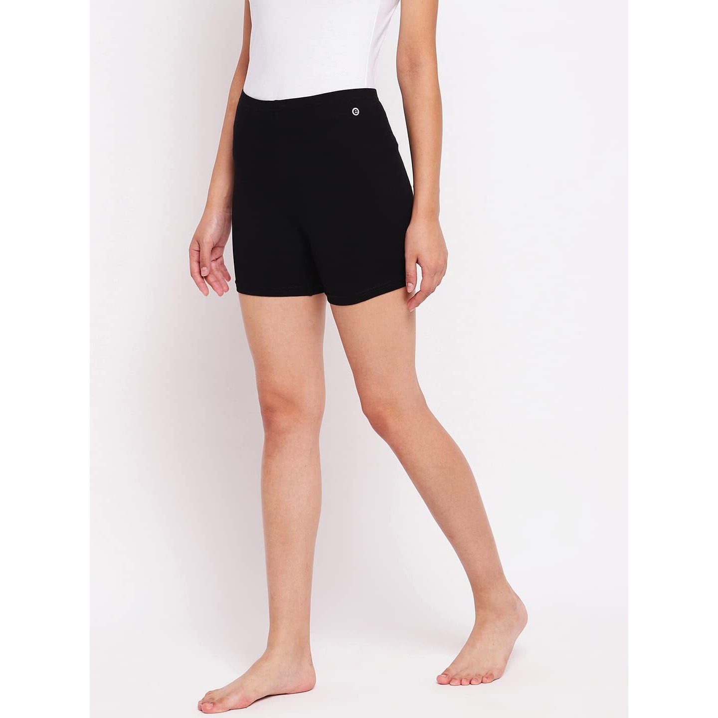 Enamor Women's Shorts (Black, S)