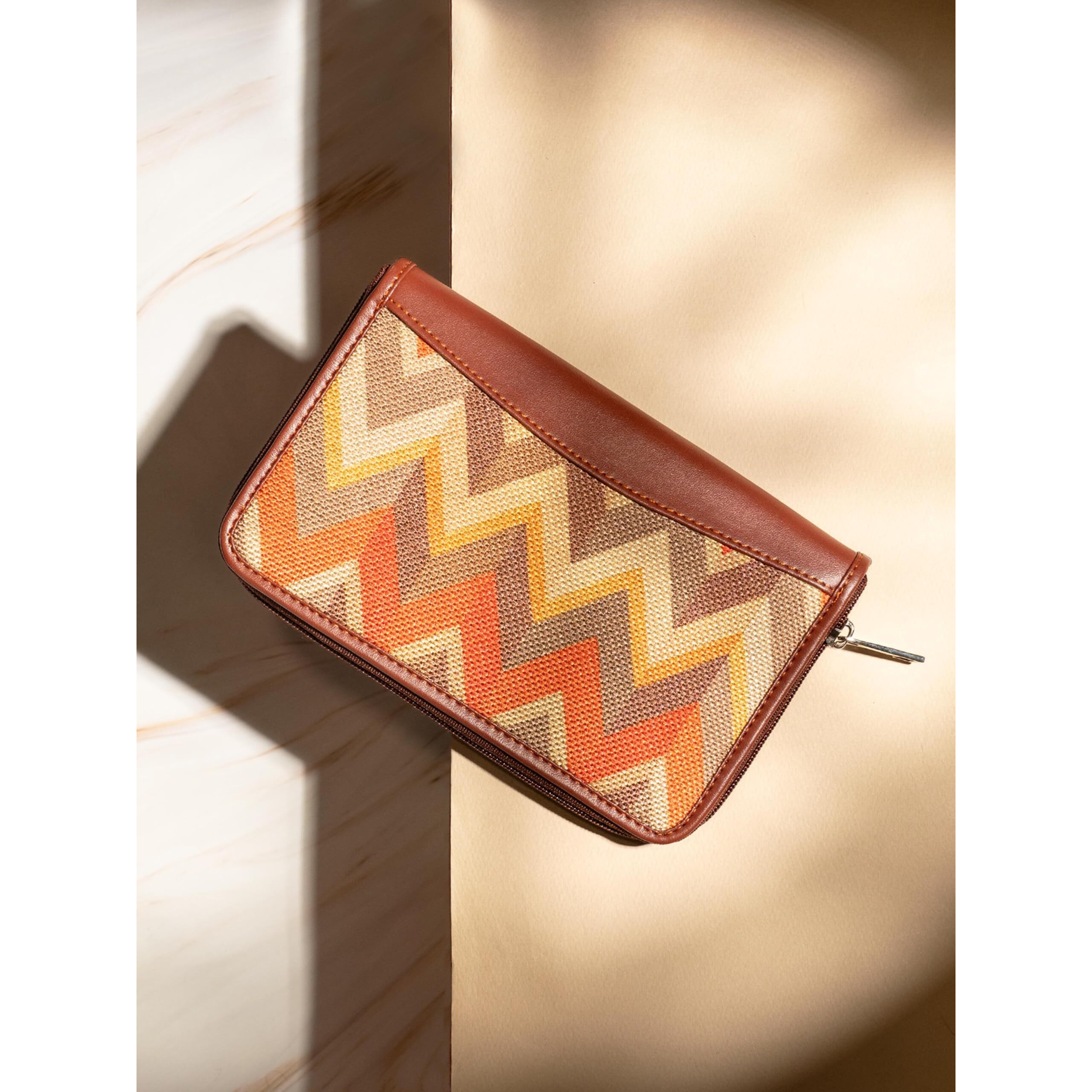 ZOUK Wallets for Women - Handmade Wallets for Females - Vegan Leather and Jute Purse for Ladies - Clutch with Indian Print - Wallets for Mobile Phones - Tidal Wave Print