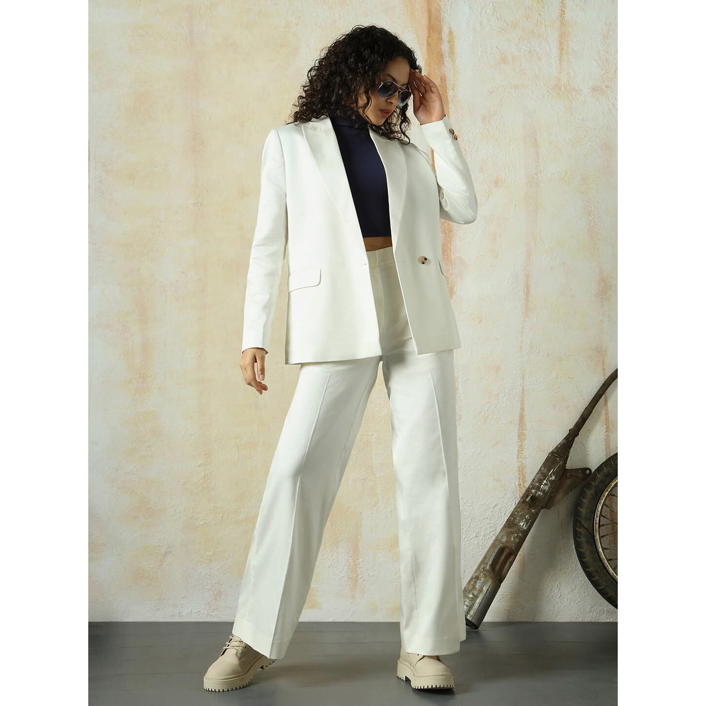 High Star Women Solid Longline Length Oversized Notch Lapel Collar Full-Sleeve Blazer White