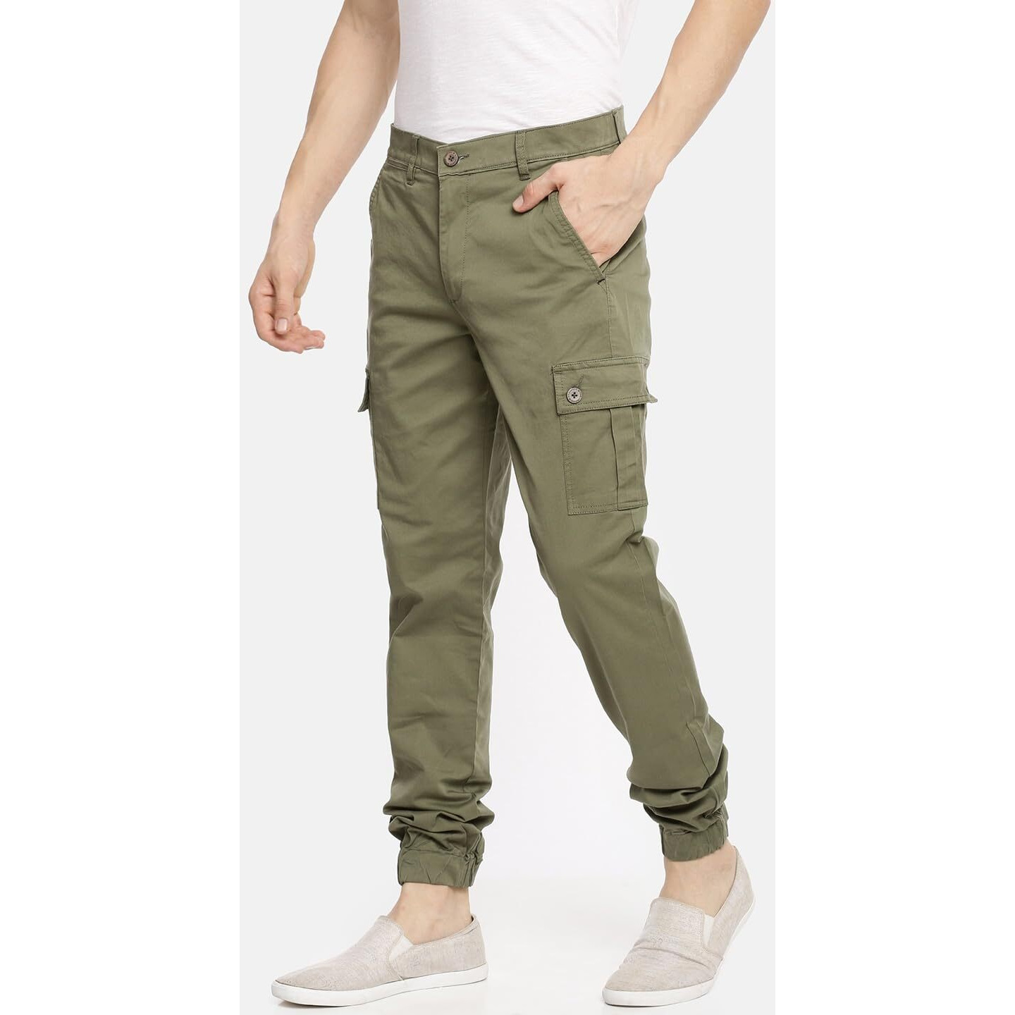 The Indian Garage Co Men Slim Fit Solid Mid-Rise Cuffed Cargos Green