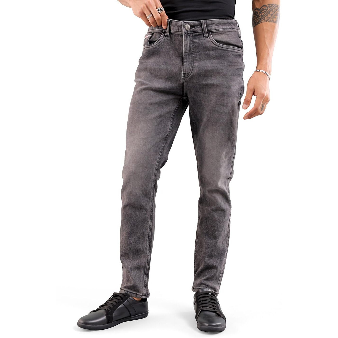 The Indian Garage Co Men Slim Fit Solid Mid-Rise Jeans Black
