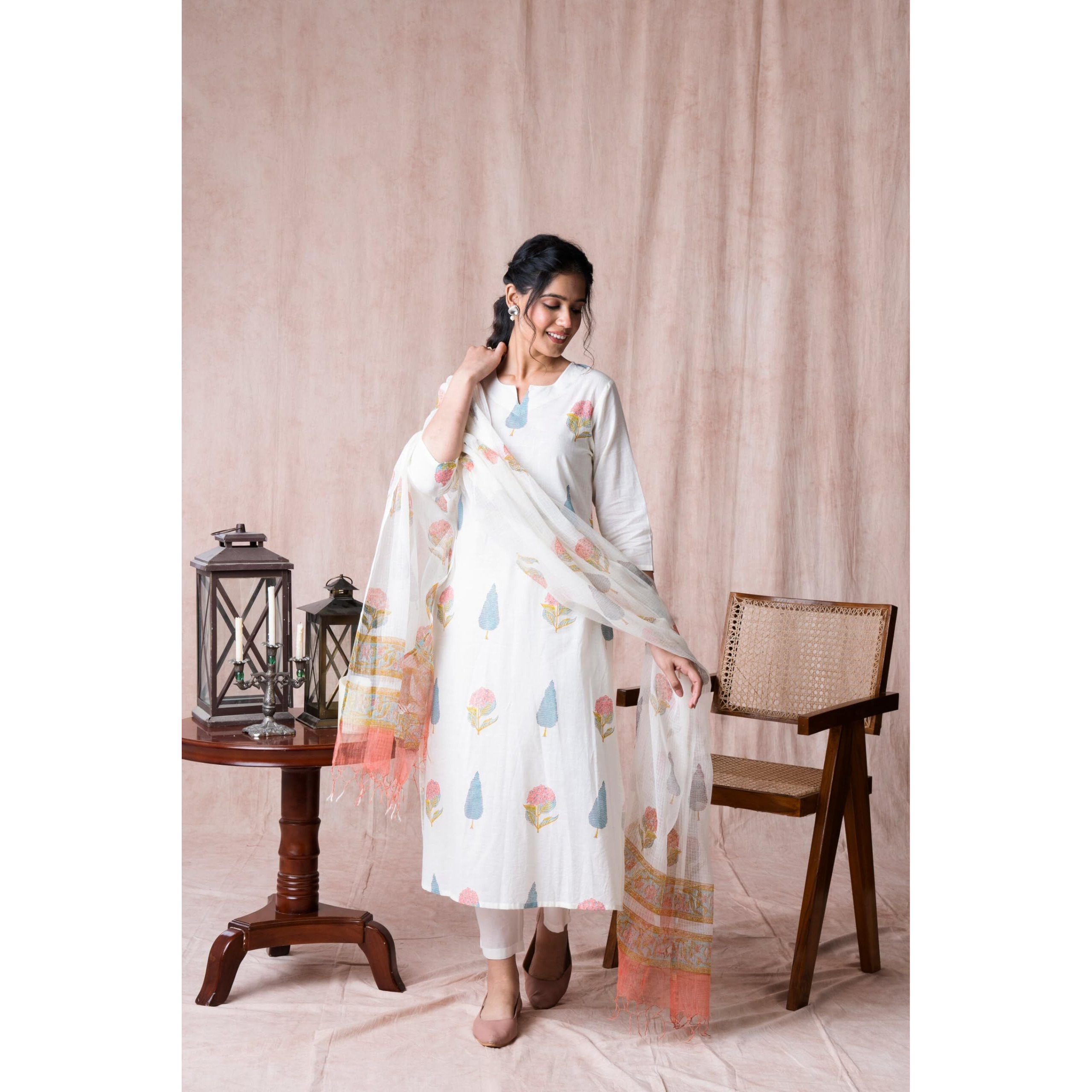 GoSriKi Women's Cotton Blend Straight Printed Kurta with Pant & Dupatta (Nairiti White-GS_L_White_Large)