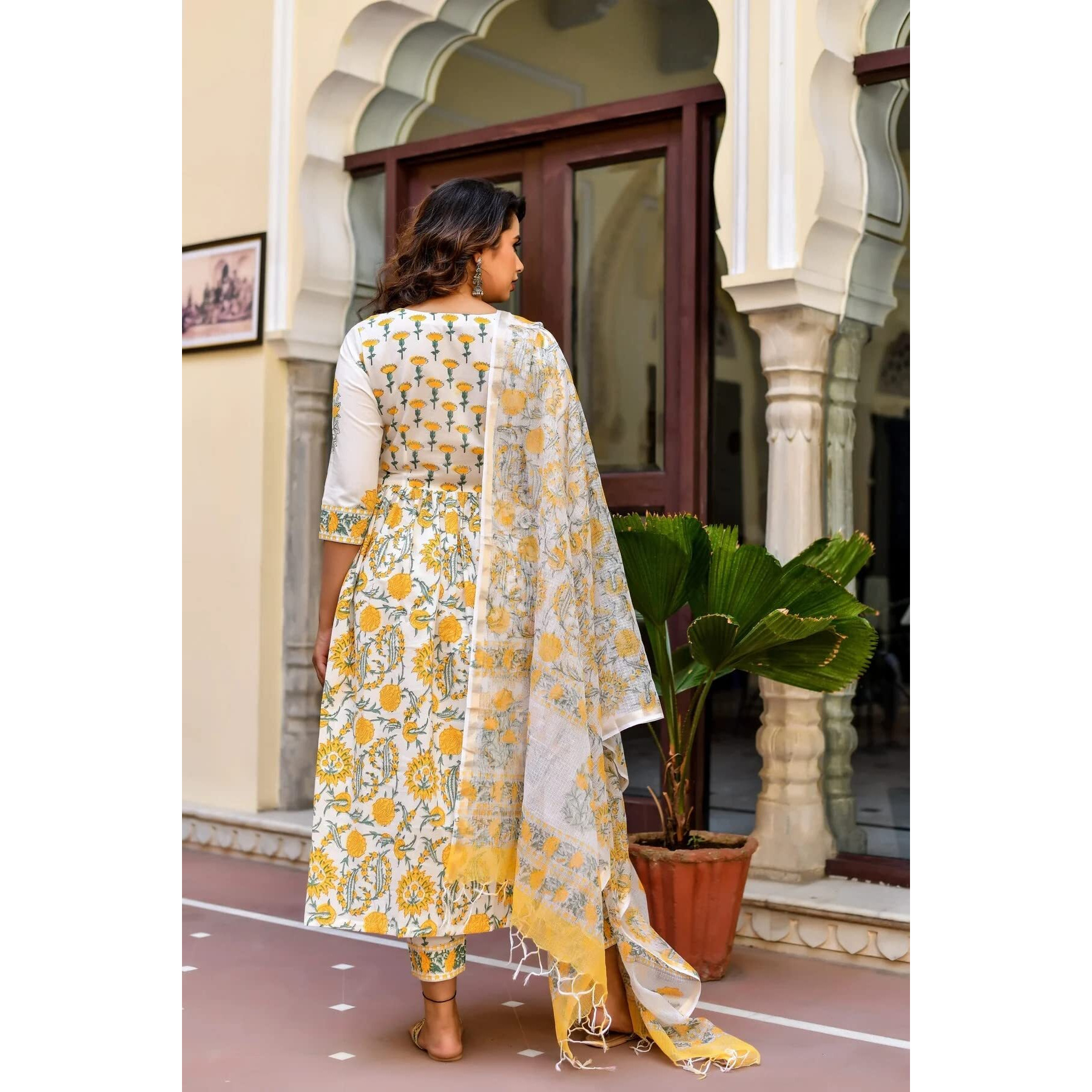 KLOSIA Women Block Printed Anarkali Kurta and Pant Set with Dupatta (Large) White
