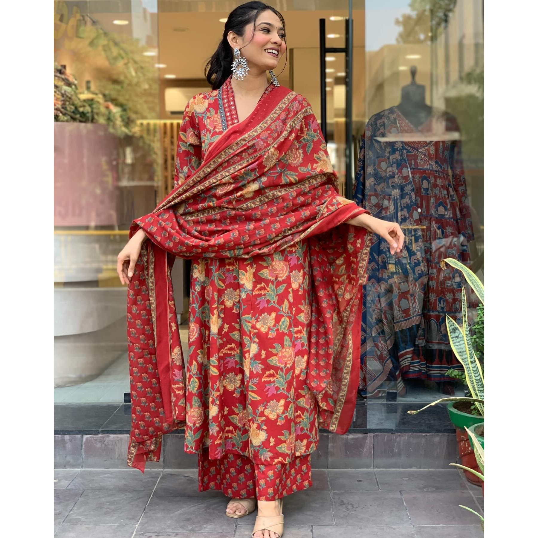 Nermosa Women Printed Anarkali Kurta and pant set with Dupatta (Red, XXL)