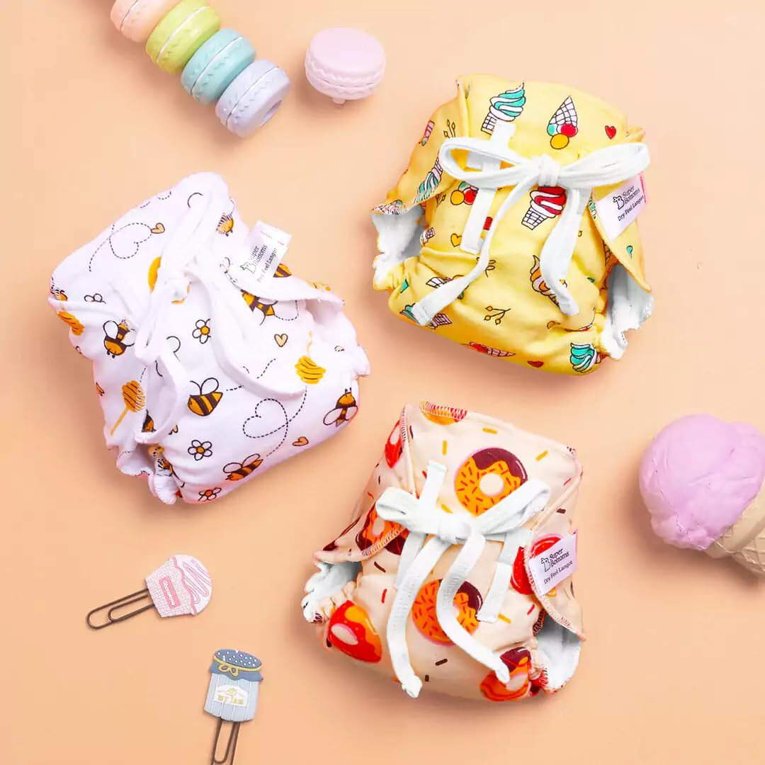 SuperBottoms DryFeel Baby Langot 0-6 months l Organic Cotton Modern Baby Nappy l Mess-free Langot with Gentle Elastics l Super DryFeel Top Layer l Diaper-free Time Essential