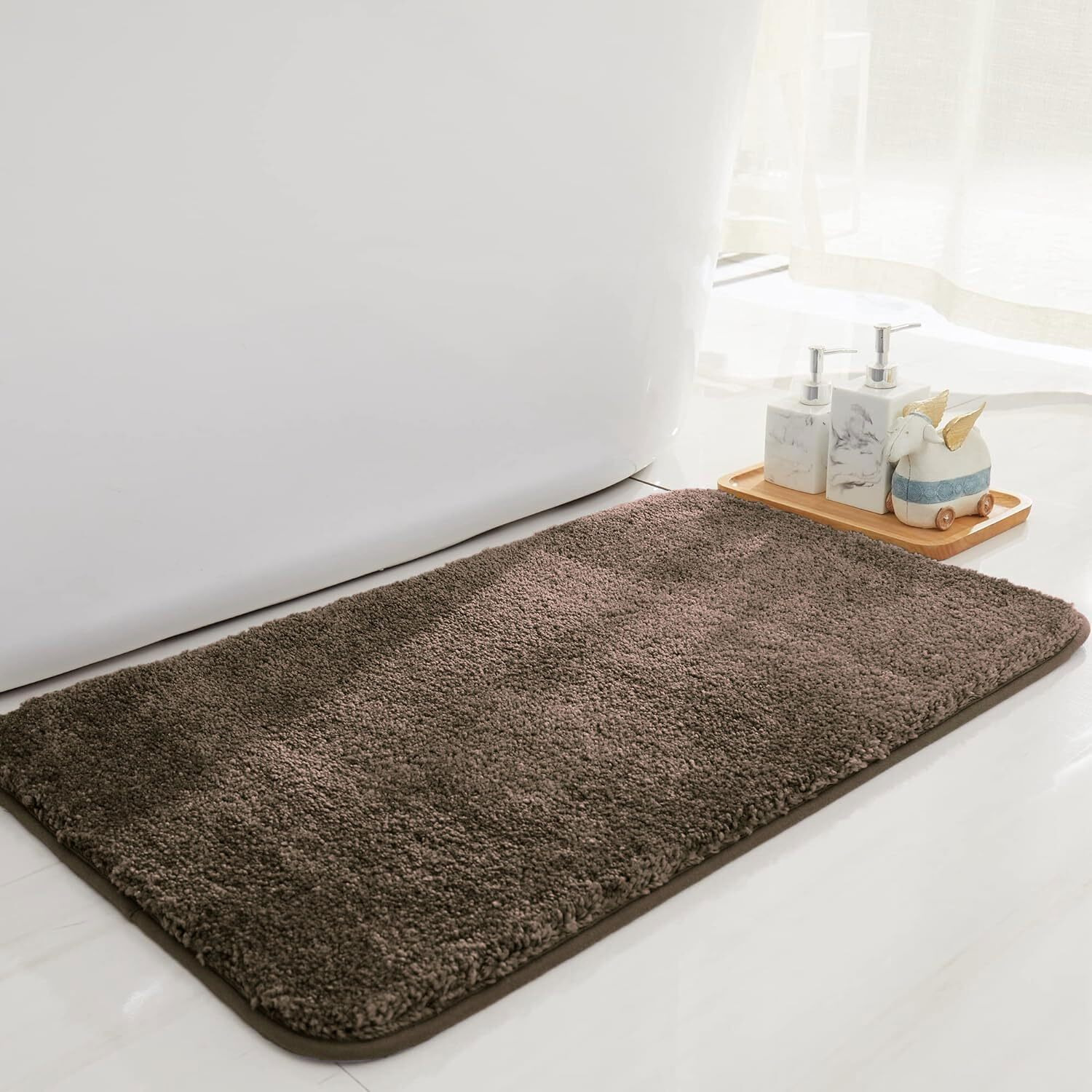 LUXE HOME INTERNATIONAL Microfibre Rectangular Bath Mat Super Soft Anti Skid Newman Mats For Bathroom (45X75 Cm,Chocolate)