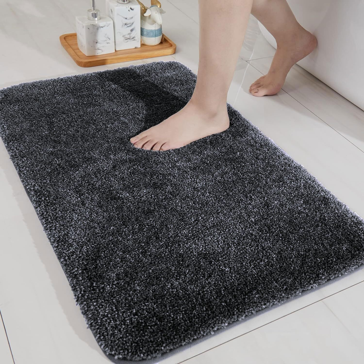 LUXE HOME INTERNATIONAL Newman Microfiber Anti-Skid Water Absorbent/Soaking Washable Rectangular Mat For Bathroom/Entrance/Kitchen/Bedside/Door/Living-Room/Prayer Room (Anthrea,16 X24 )