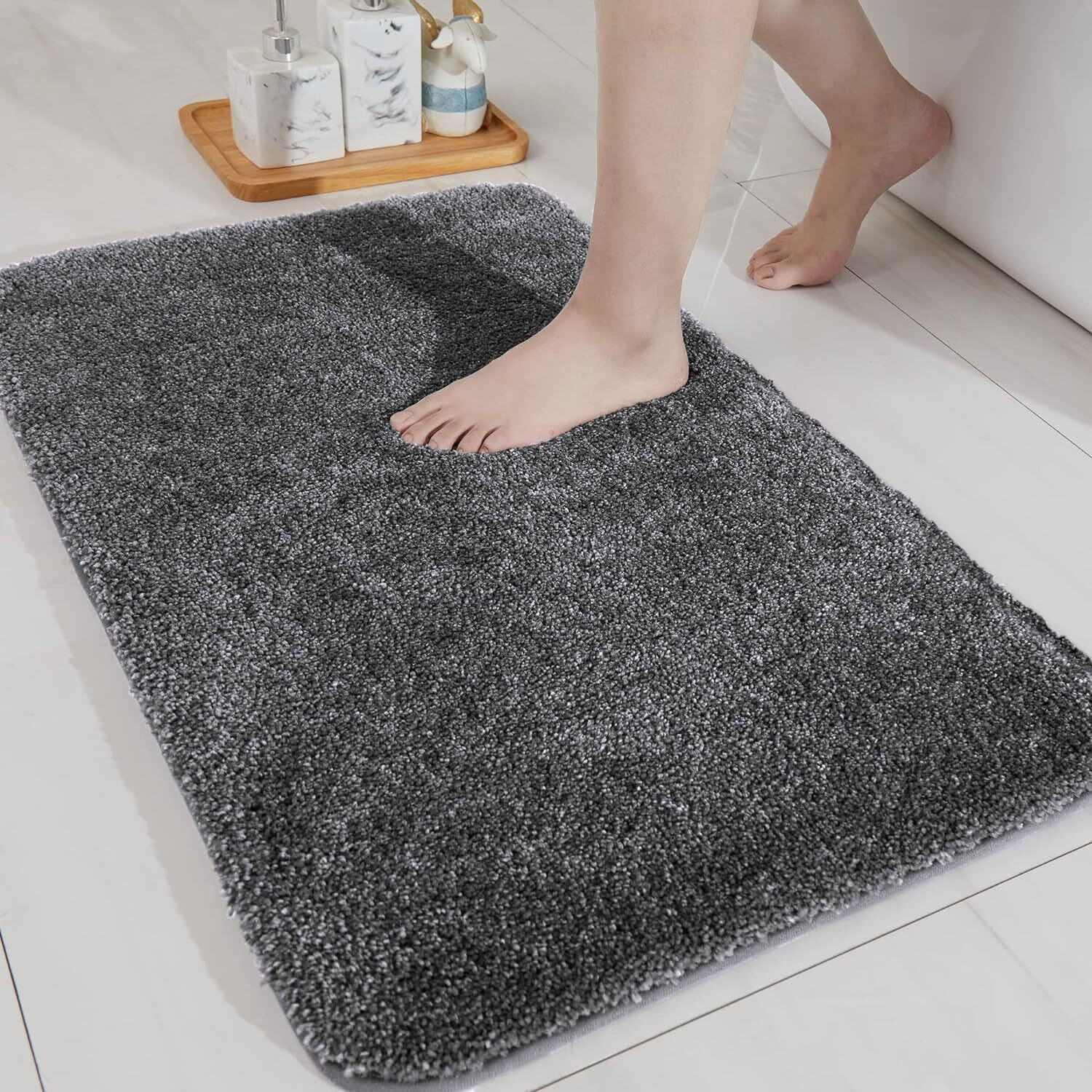LUXE HOME INTERNATIONAL Microfibre Rectangular Bath Mat Super Soft Anti Skid Newman Mats For Bathroom (40X60 Cm,Grey)