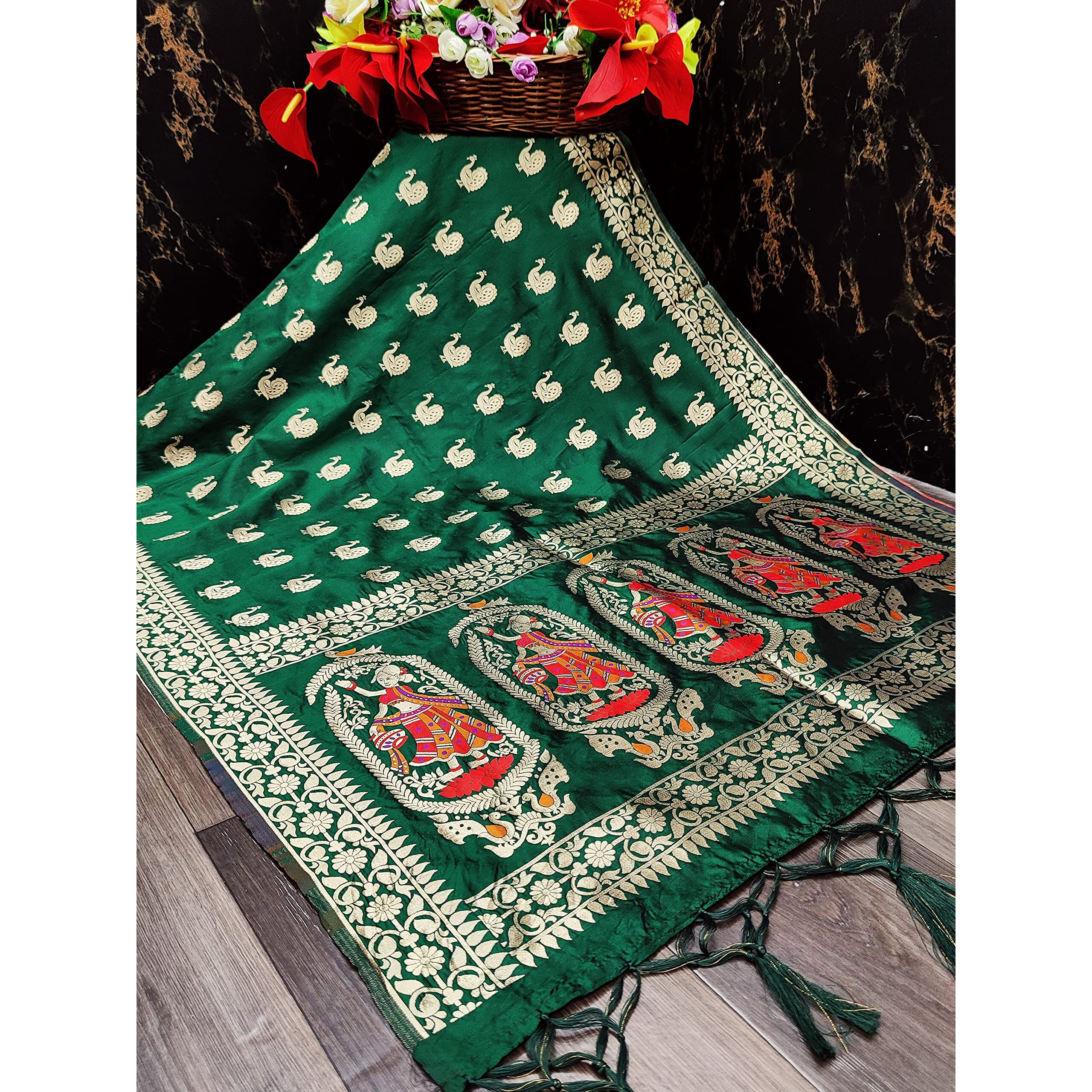 DEVANGI Women s Woven Banarasi Silk Zari Dupatta/Chunni, Width 1 Meter, Length 2.5 Meter (OM-DT-05-BGREEN)