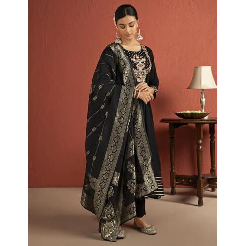 Kaari Rayon Staple Women's Kurta Set (KAAAW24WSKD-92031_Kohl Black
