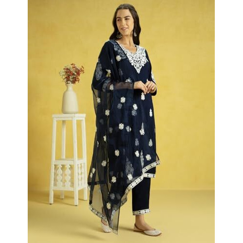 Kaari Rayon Staple 3 PCS Women Kurta Set (KAAAW24WSKD-82023_Indigo Navy _L)